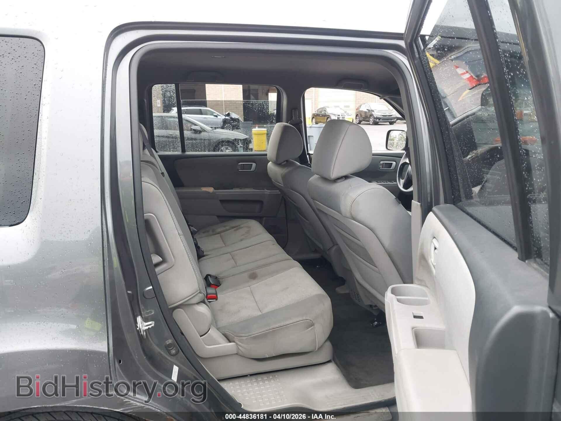 2011 HONDA PILOT - VIN: 5FNYF3H29BB027100 - Фото 8