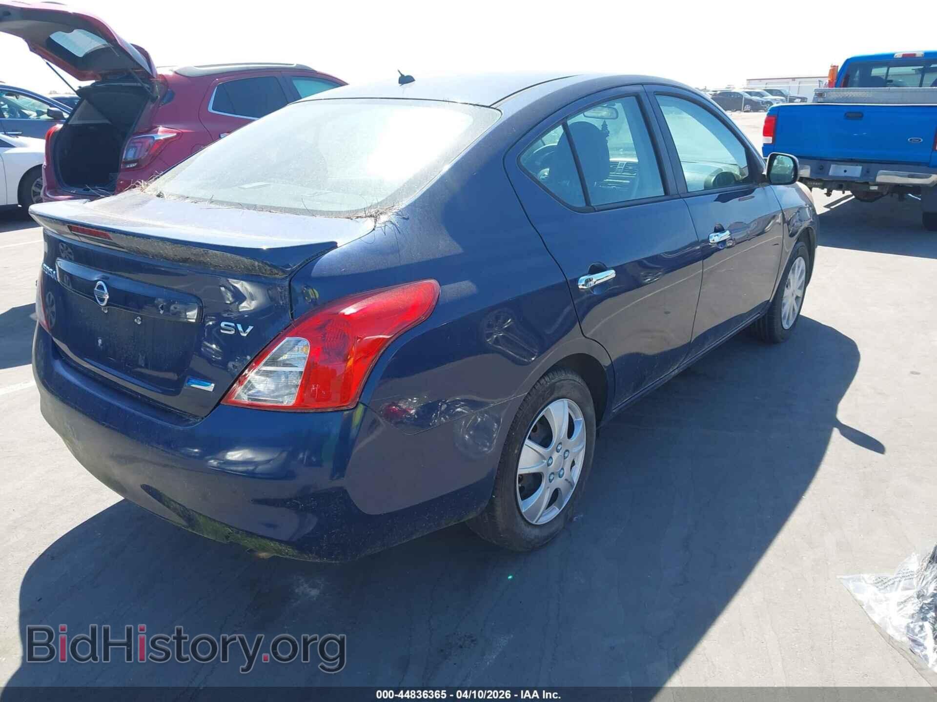 2013 NISSAN VERSA - VIN: 3N1CN7AP2DL882464 - Фото 4
