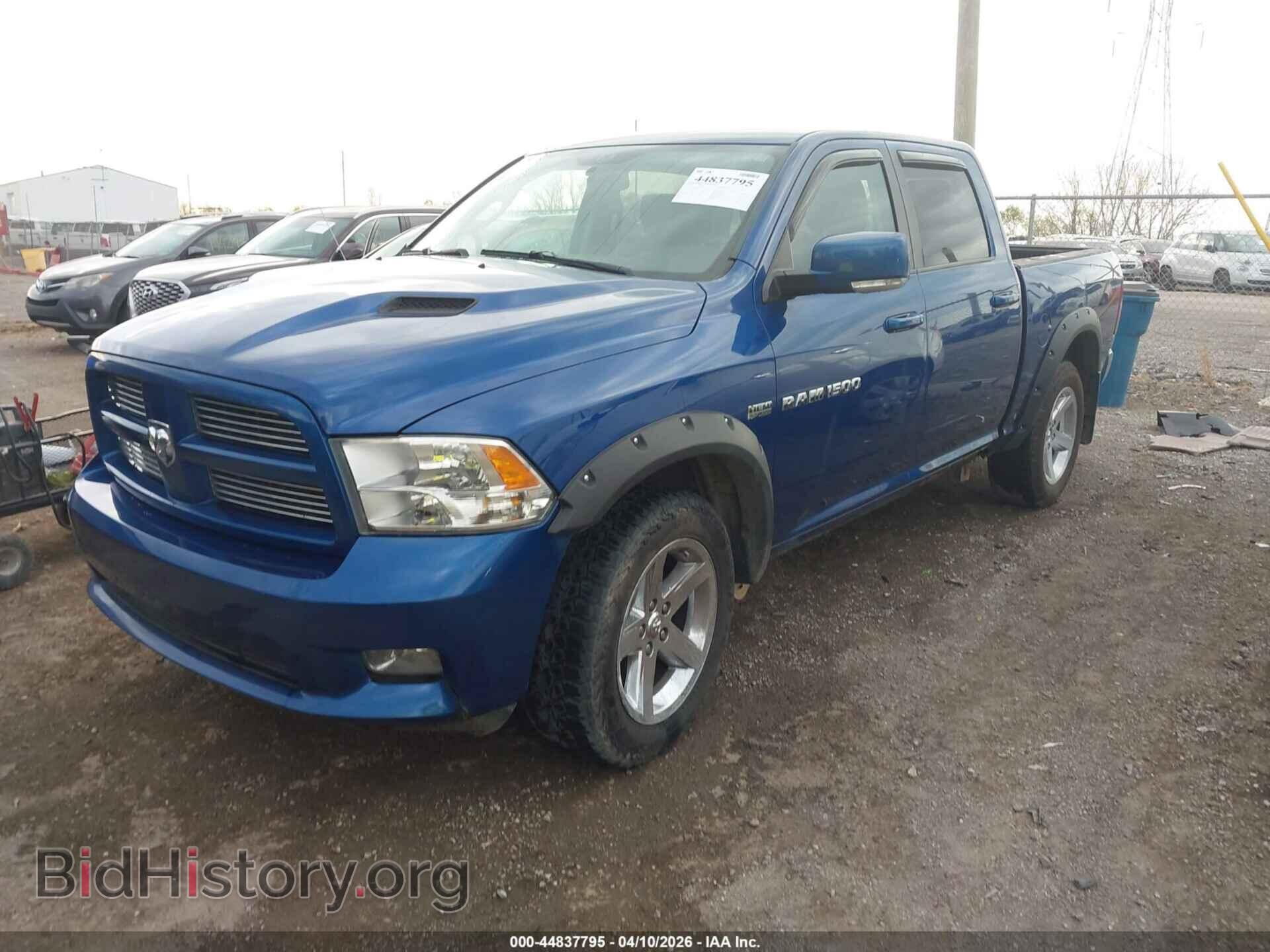 2011 RAM RAM 1500 - VIN: 1D7RV1CT6BS518910 - Фото 2