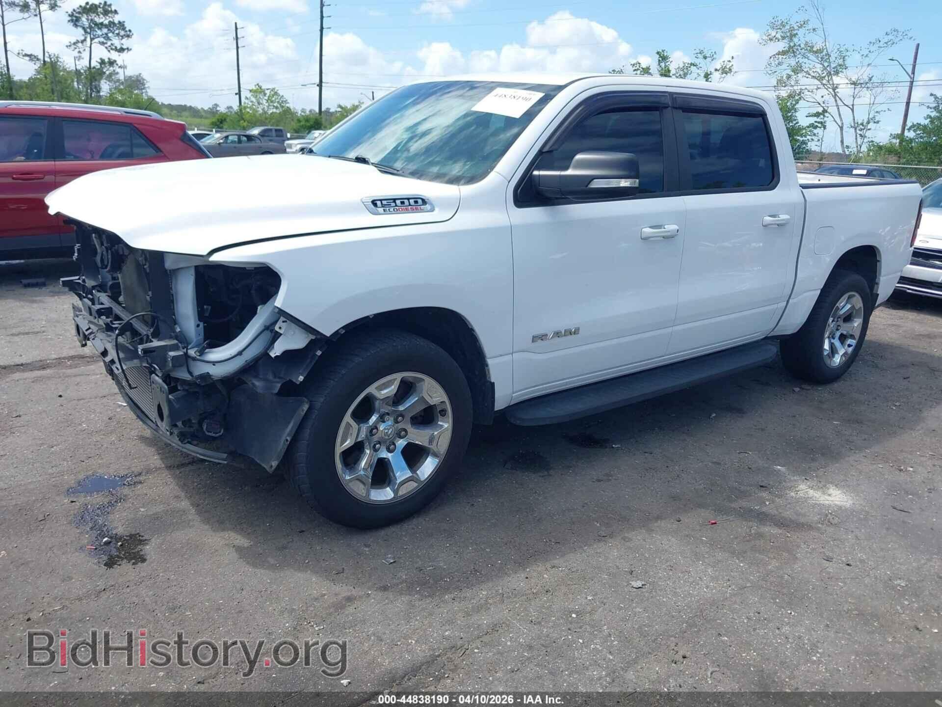 2021 RAM 1500 - VIN: 1C6SRFFM3MN572790 - Фото 2