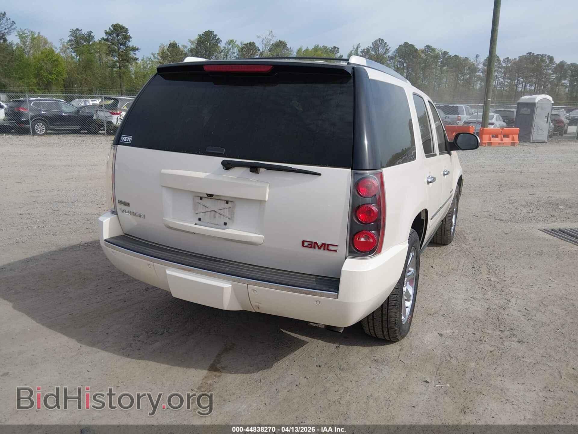 2011 GMC YUKON - VIN: 1GKS2EEF5BR200615 - Фото 4