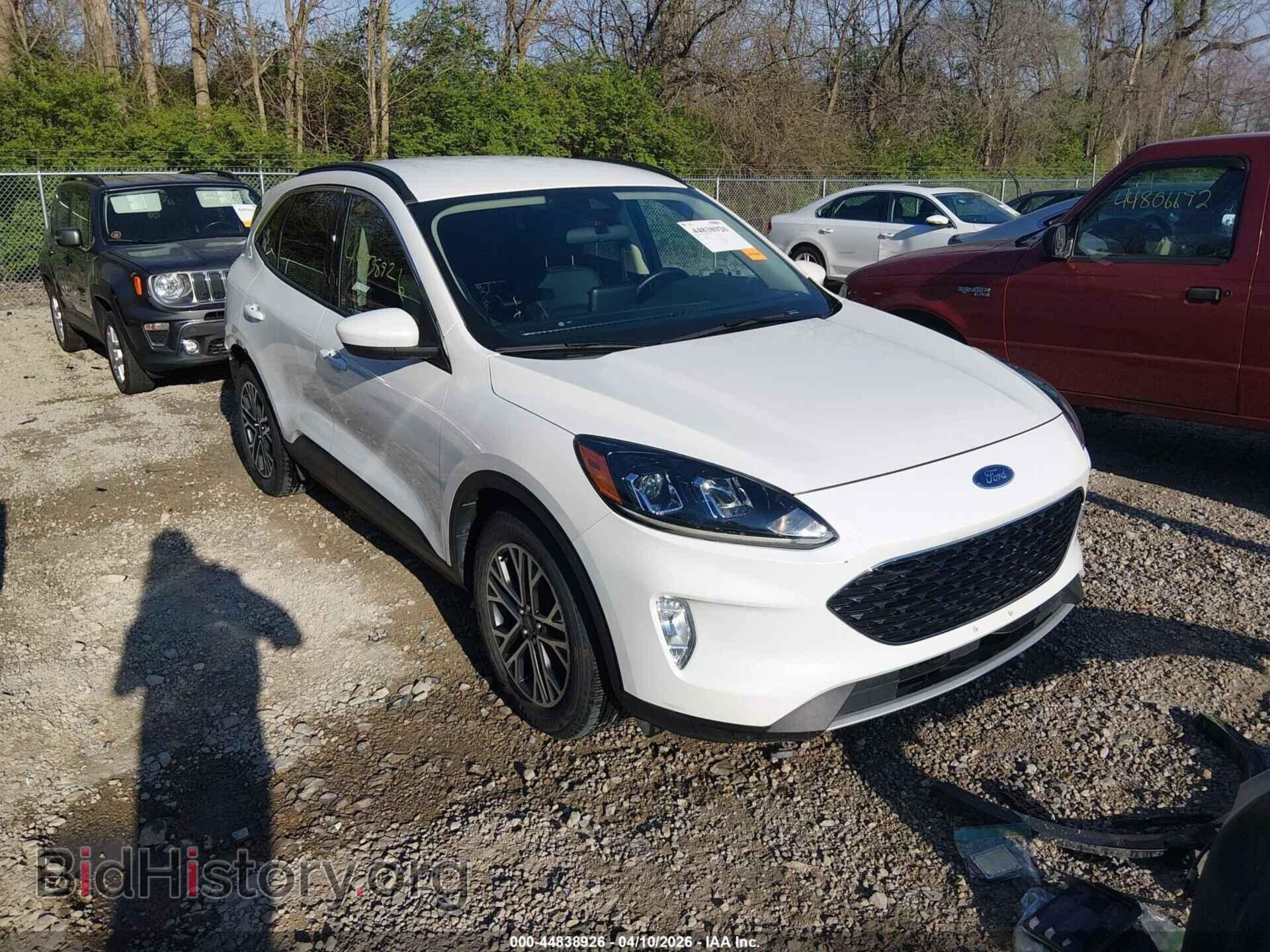 Photo 1FMCU0H63LUA51348 - FORD ESCAPE 2020