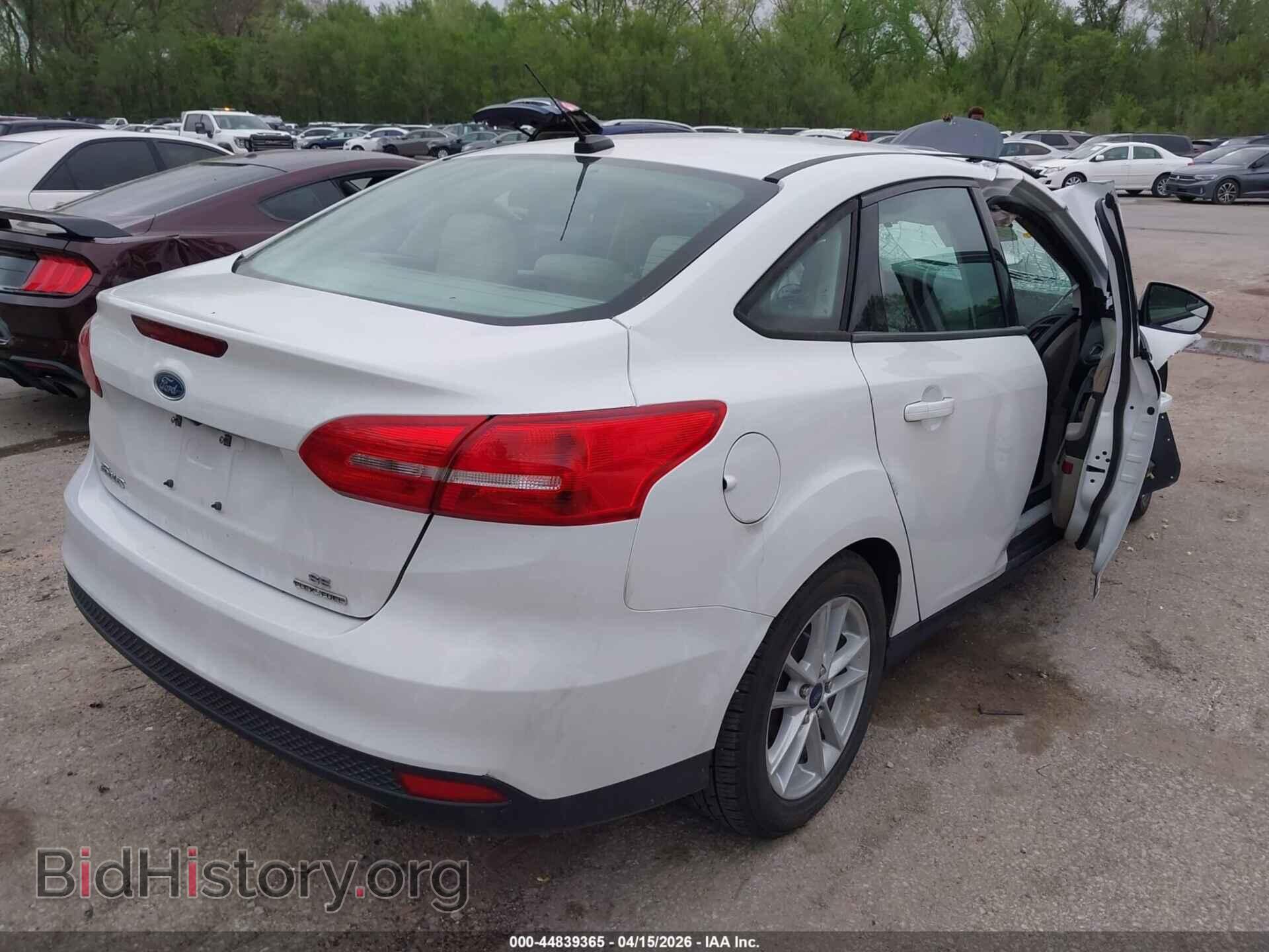2016 FORD FOCUS - VIN: 1FADP3F2XGL267670 - Photo 4