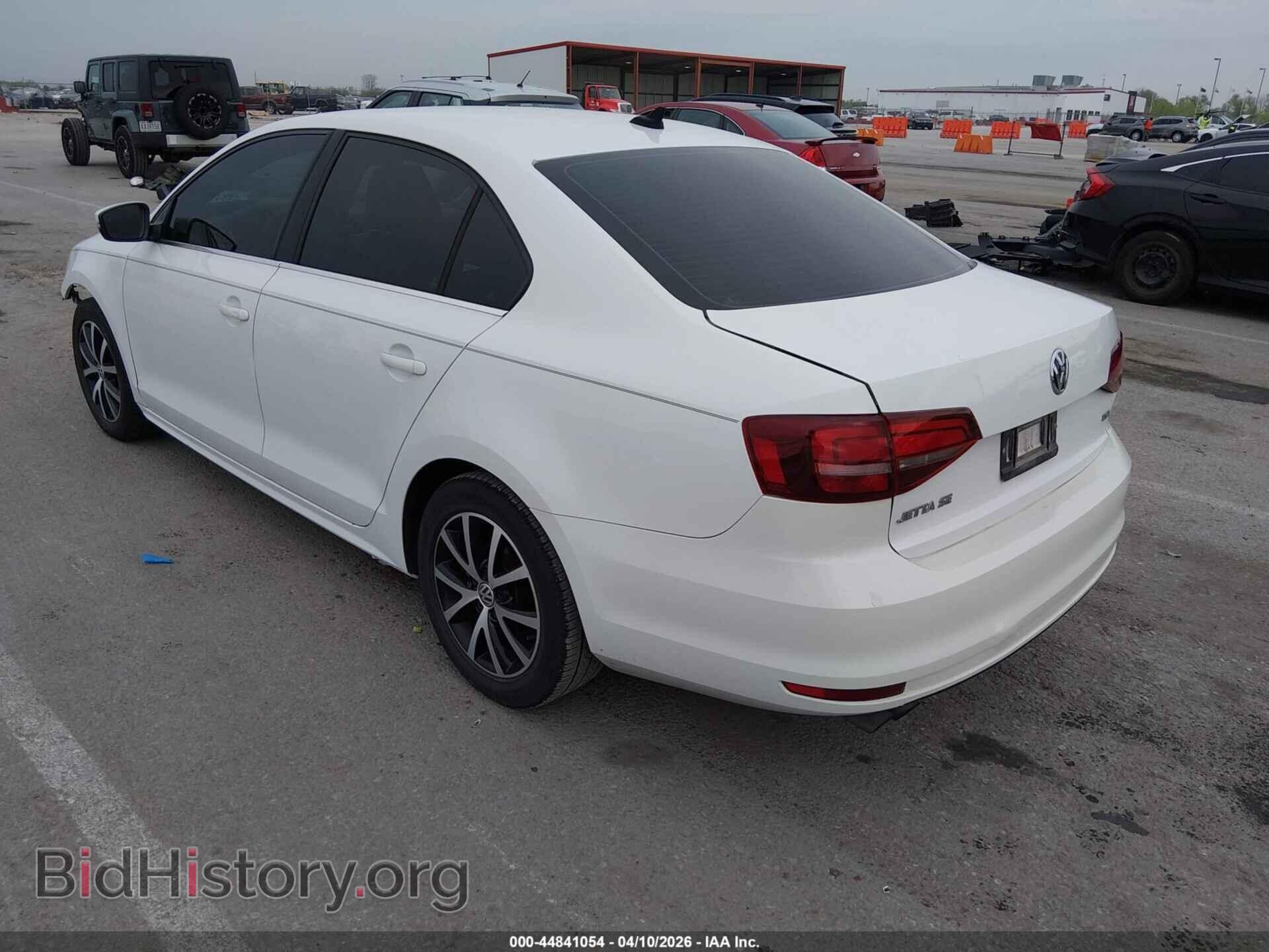 2017 VOLKSWAGEN JETTA - VIN: 3VWDB7AJ4HM201255 - Фото 3