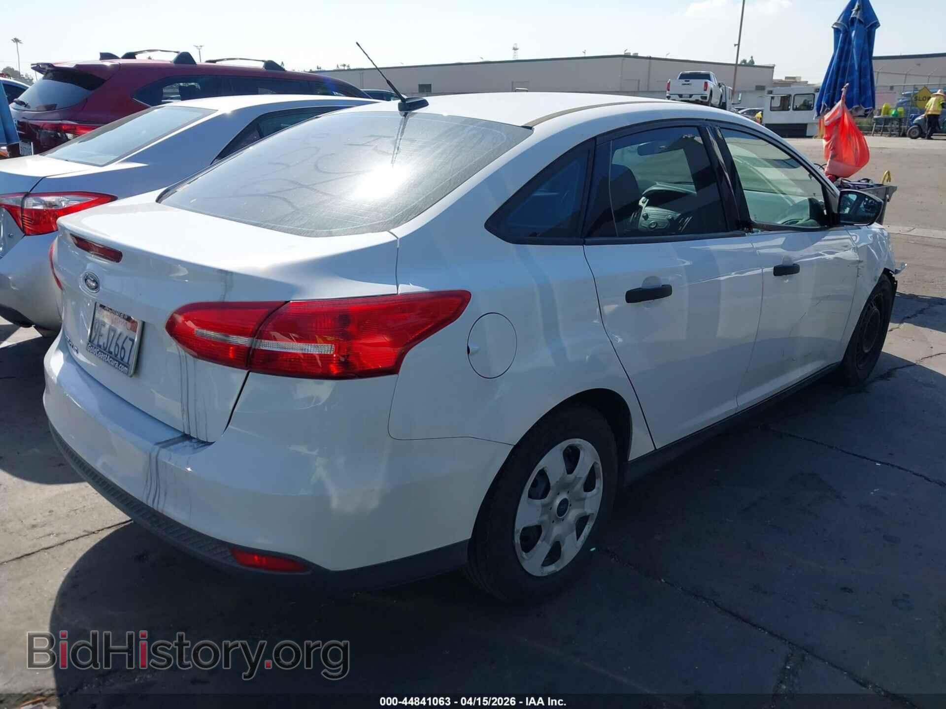 2018 FORD FOCUS - VIN: 1FADP3E29JL211714 - Фото 4