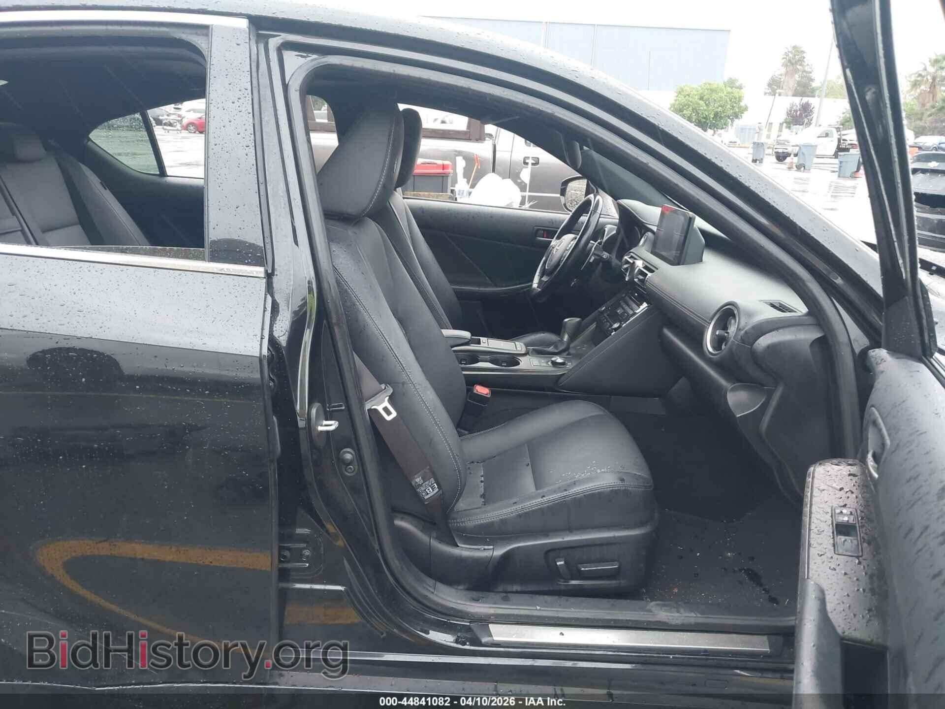 2022 LEXUS IS 300 - VIN: JTHDA1D29N5120906 - Photo 5