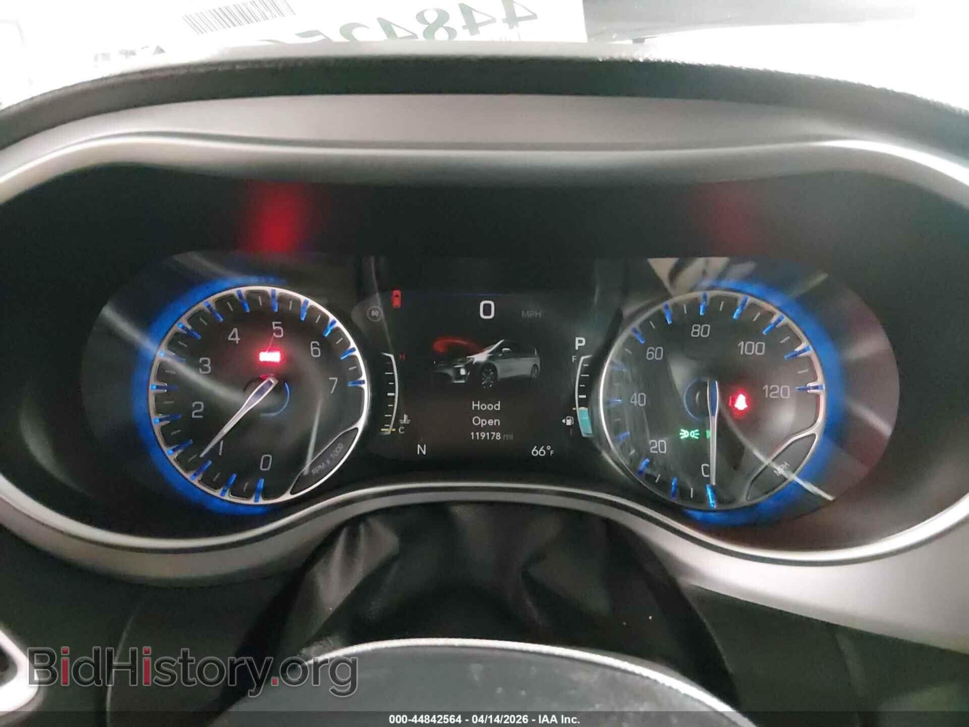 2018 CHRYSLER PACIFICA - VIN: 2C4RC1EG7JR168252 - Photo 7