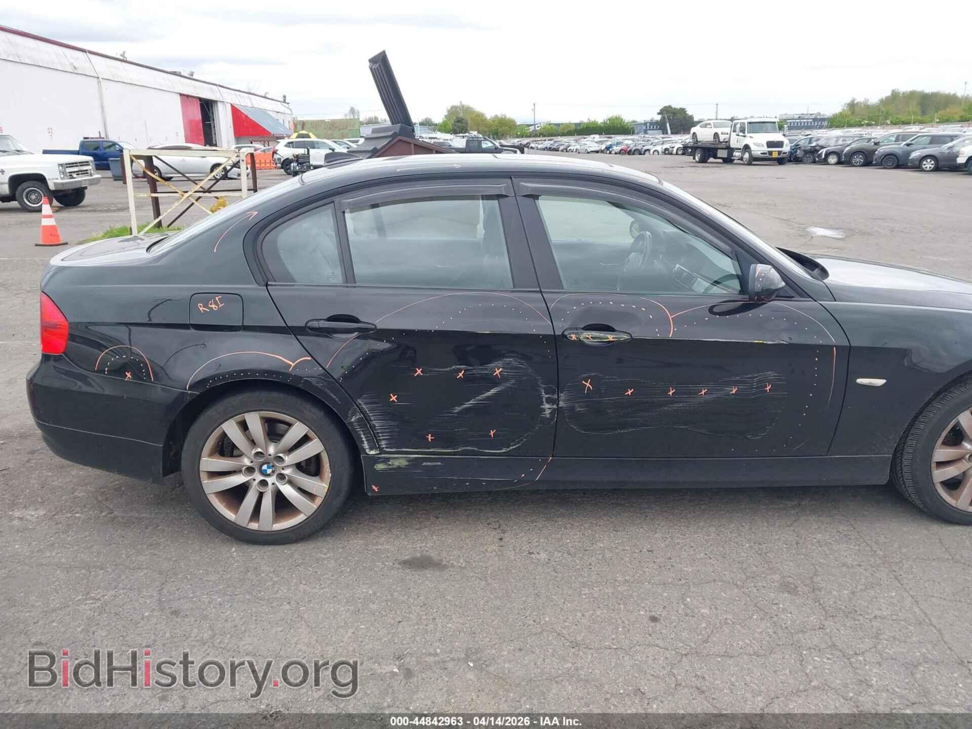 2006 BMW 325I - VIN: WBAVB13566PT11233 - Фото 6
