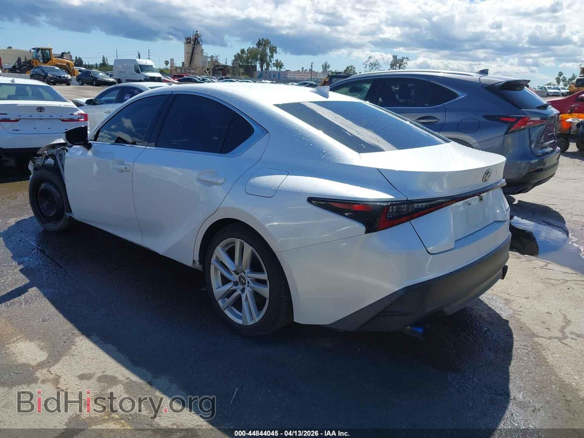 2023 LEXUS IS 300 - VIN: JTHCA1D25P5124496 - Фото 3