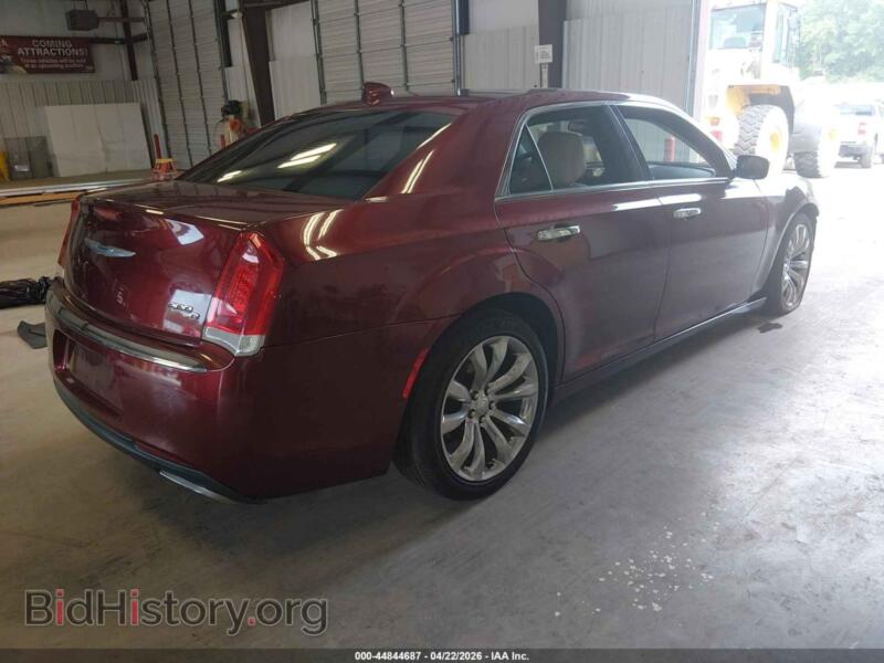 2015 Chrysler 300C (VIN 2C3CCAEG9FH922601) — photo 4 of 22