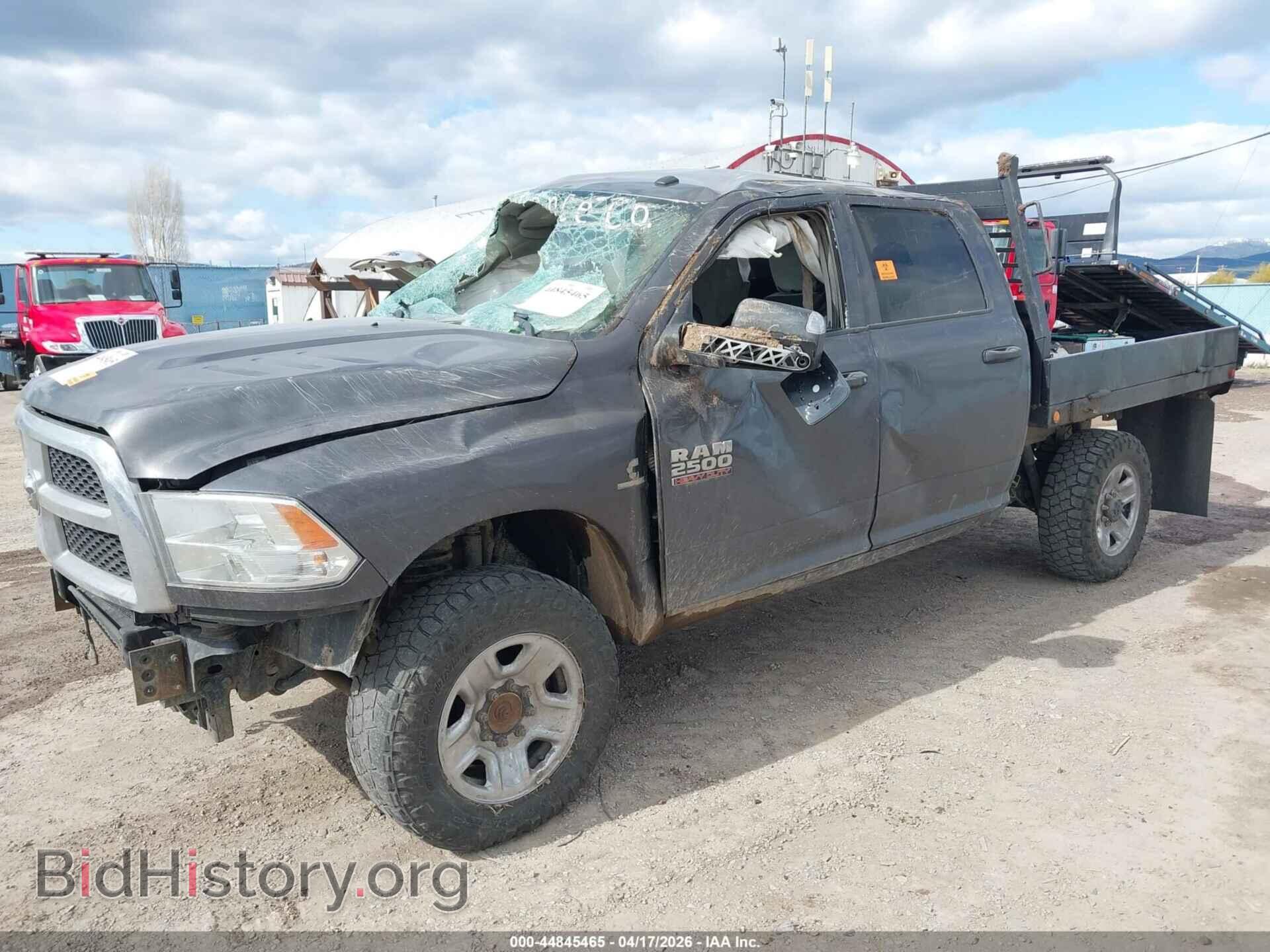 2018 RAM 2500 - VIN: 3C6UR5CL3JG315065 - Фото 2