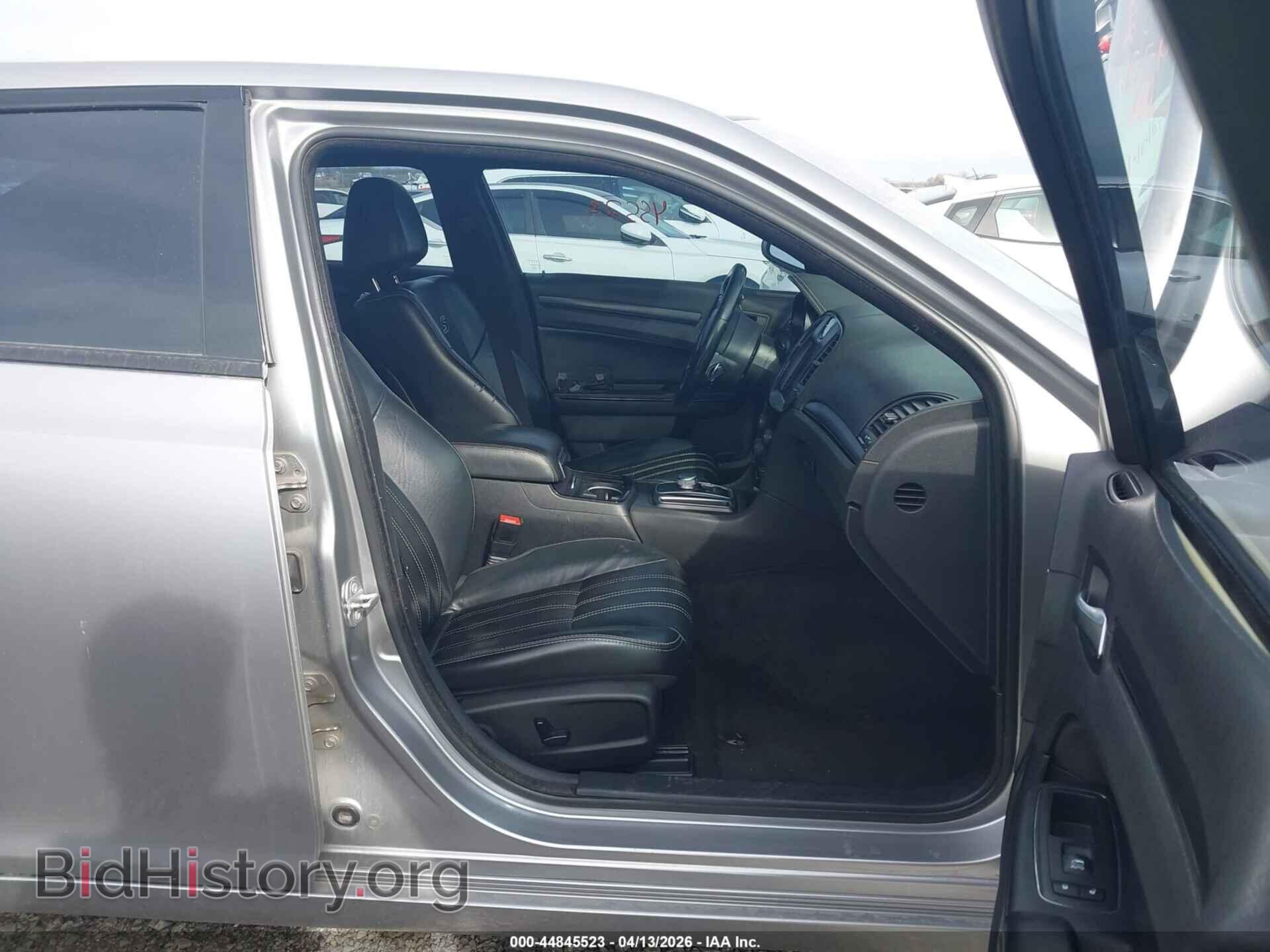 2016 CHRYSLER 300 - VIN: 2C3CCAGG7GH176146 - Photo 5
