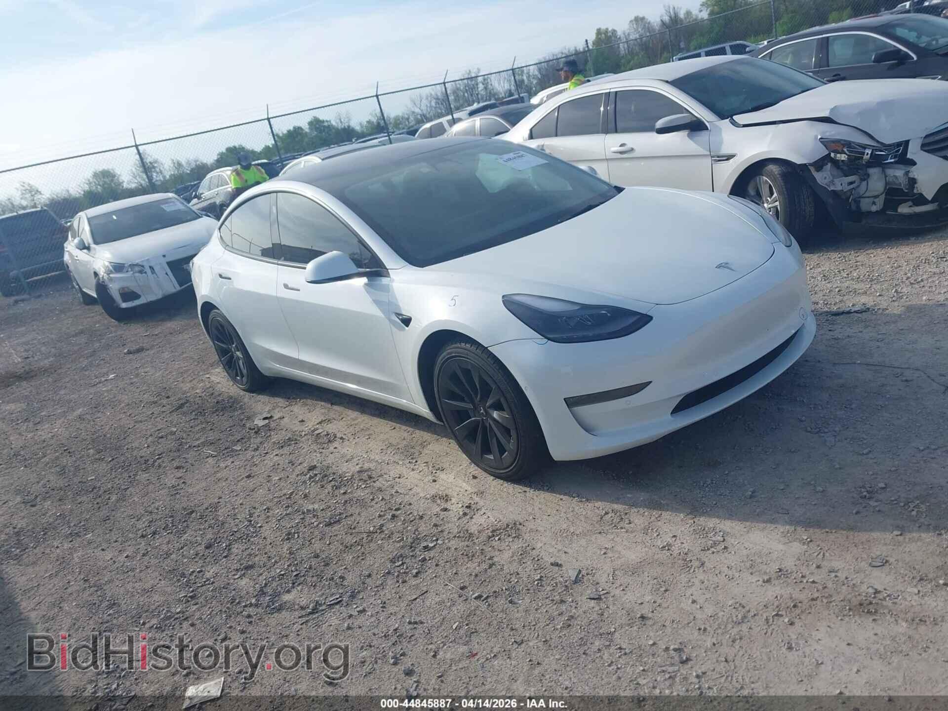 Фотография 5YJ3E1EB2NF124567 - TESLA MODEL 3 2022