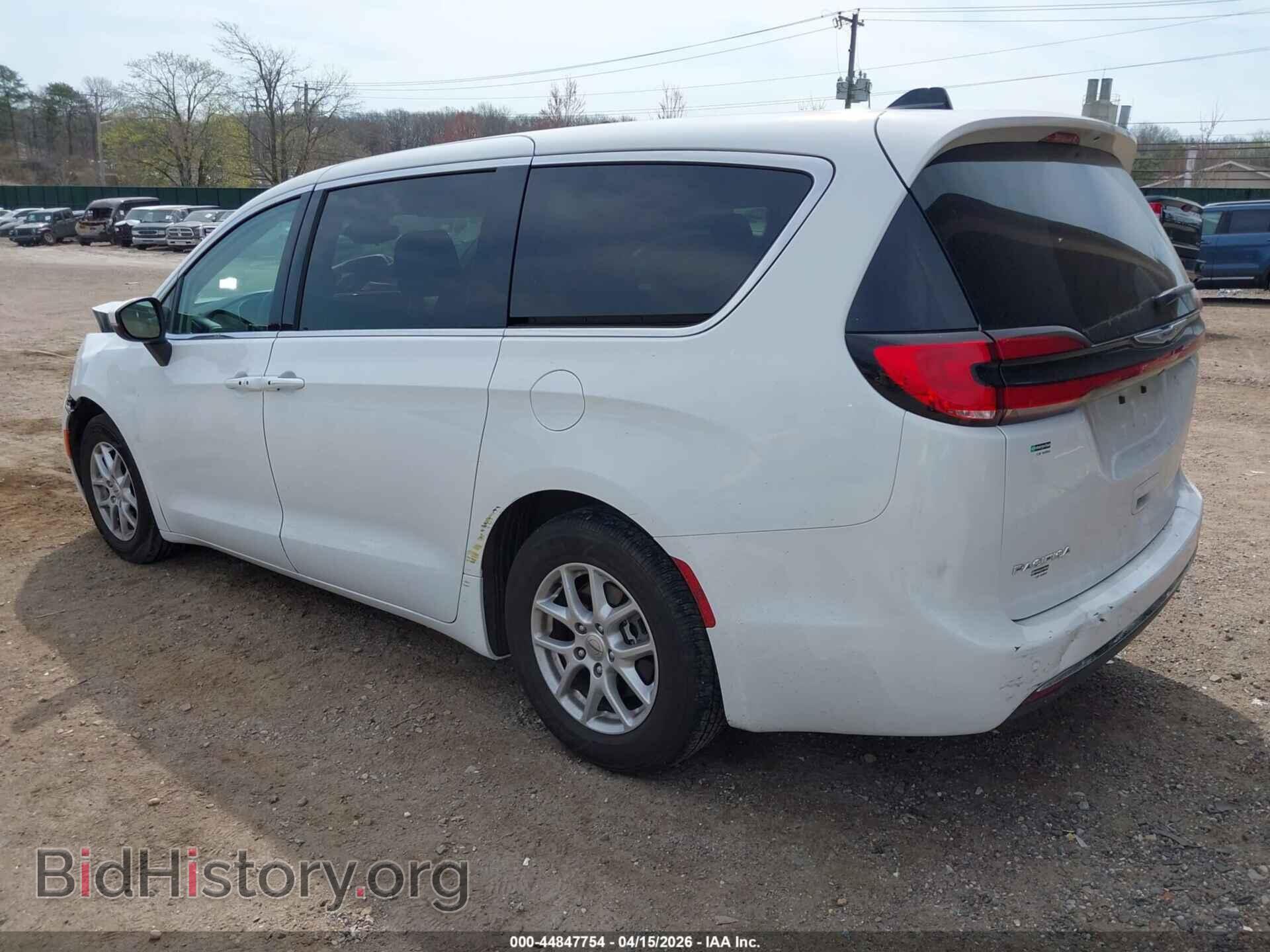 2023 CHRYSLER PACIFICA - VIN: 2C4RC1BG3PR624924 - Photo 3