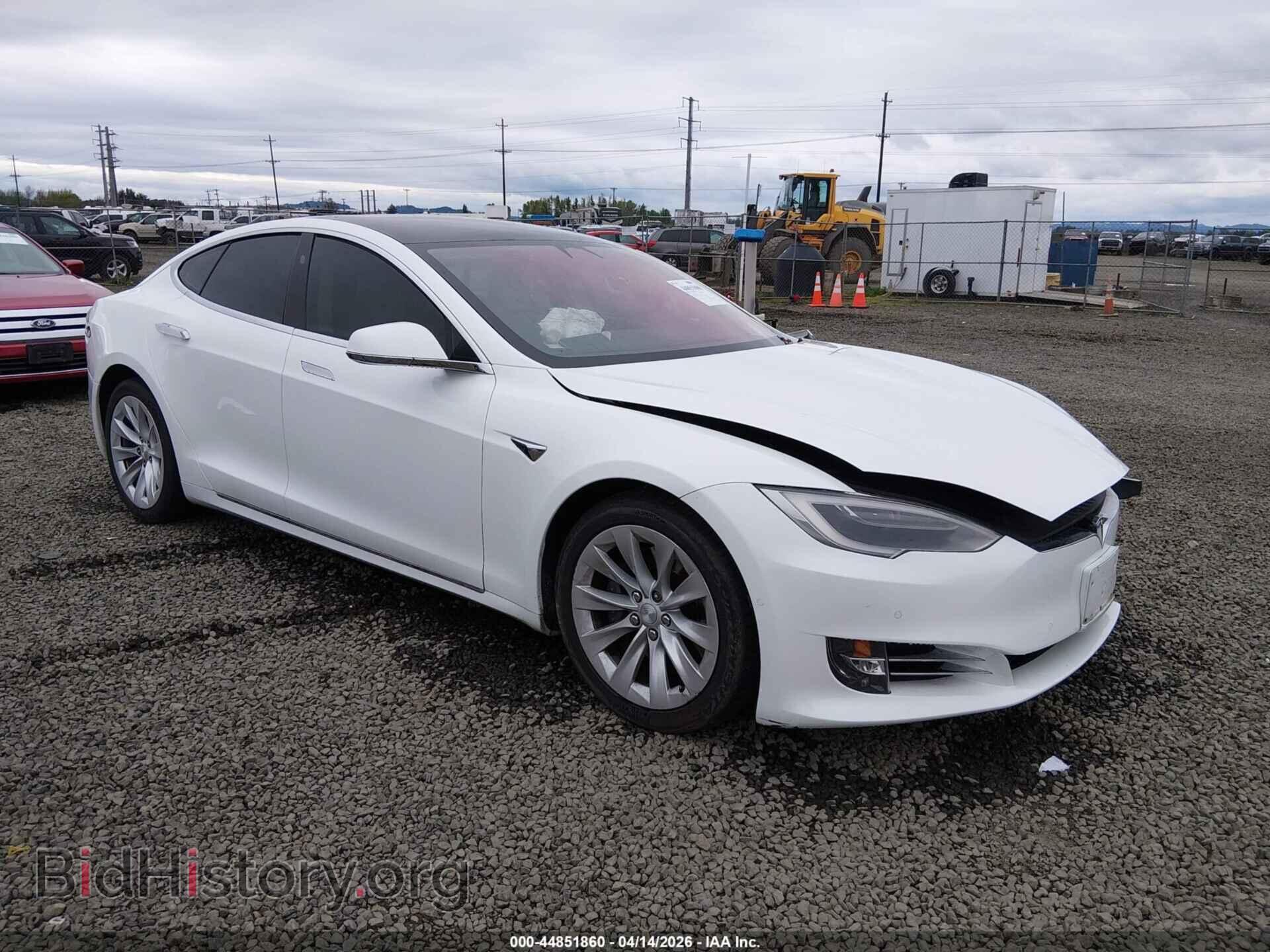 Фотография 5YJSA1E21HF198428 - TESLA MODEL S 2017
