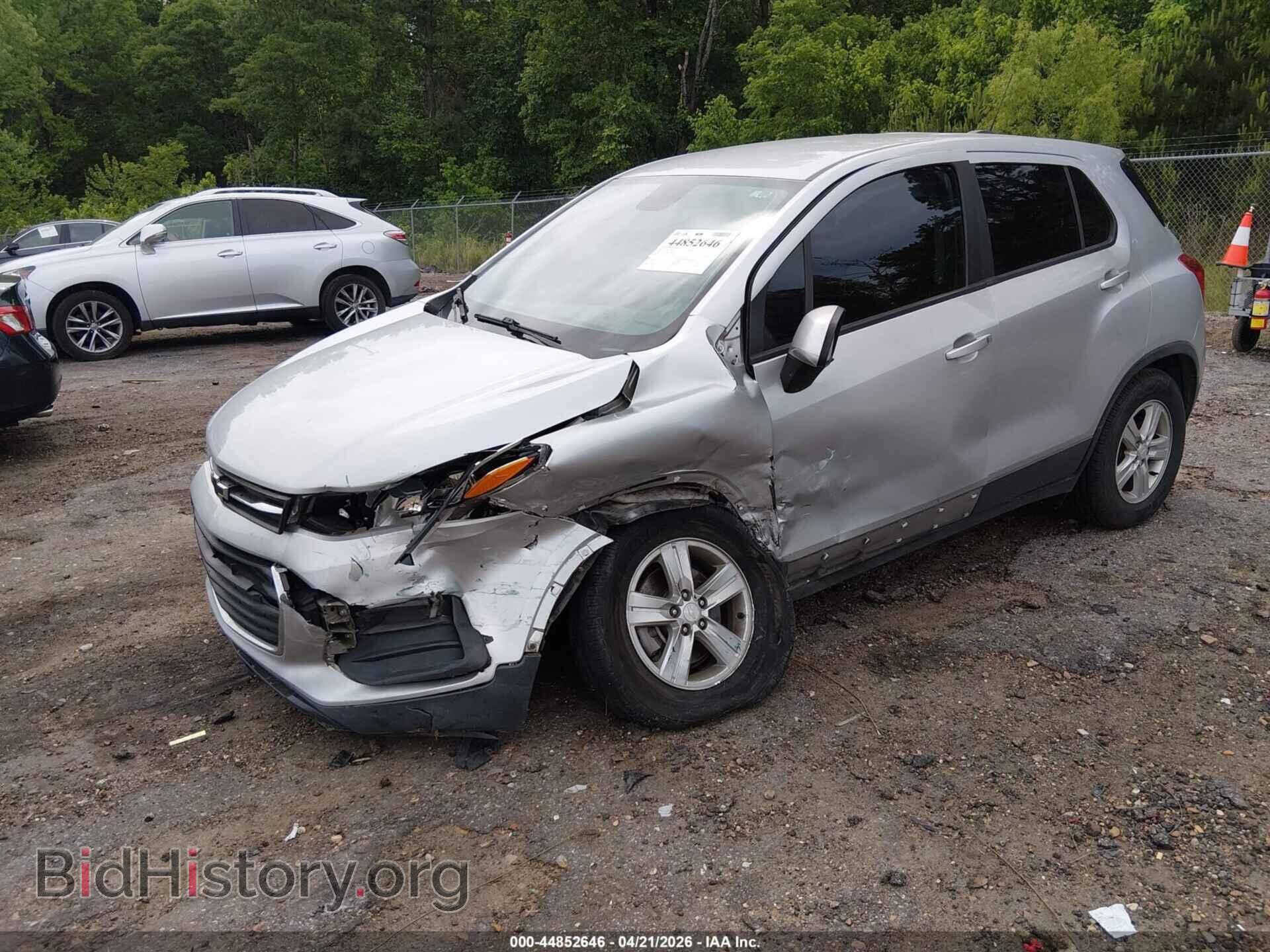 2019 CHEVROLET TRAX - VIN: 3GNCJNSB3KL274943 - Photo 2