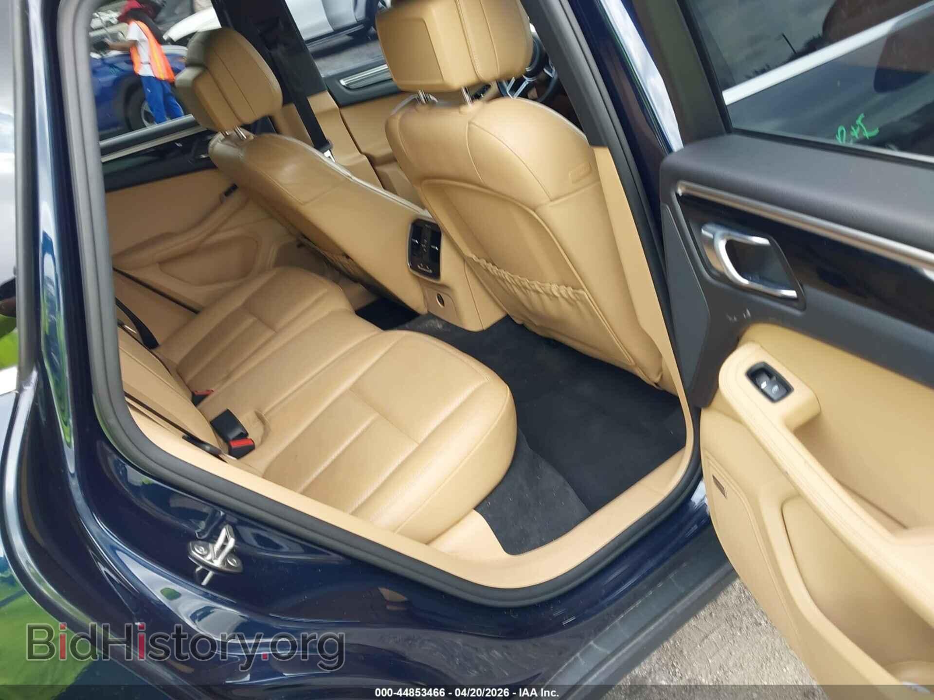 2017 PORSCHE MACAN - VIN: WP1AB2A52HLB20962 - Photo 8