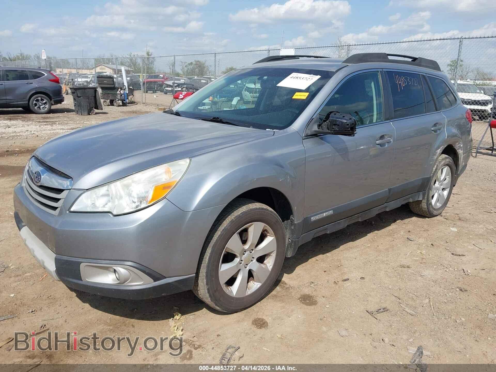2011 SUBARU OUTBACK - VIN: 4S4BRCKC9B3353812 - Фото 2