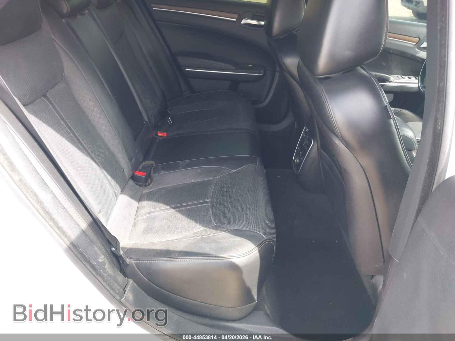 2012 CHRYSLER 300C - VIN: 2C3CCAST9CH314087 - Фото 8