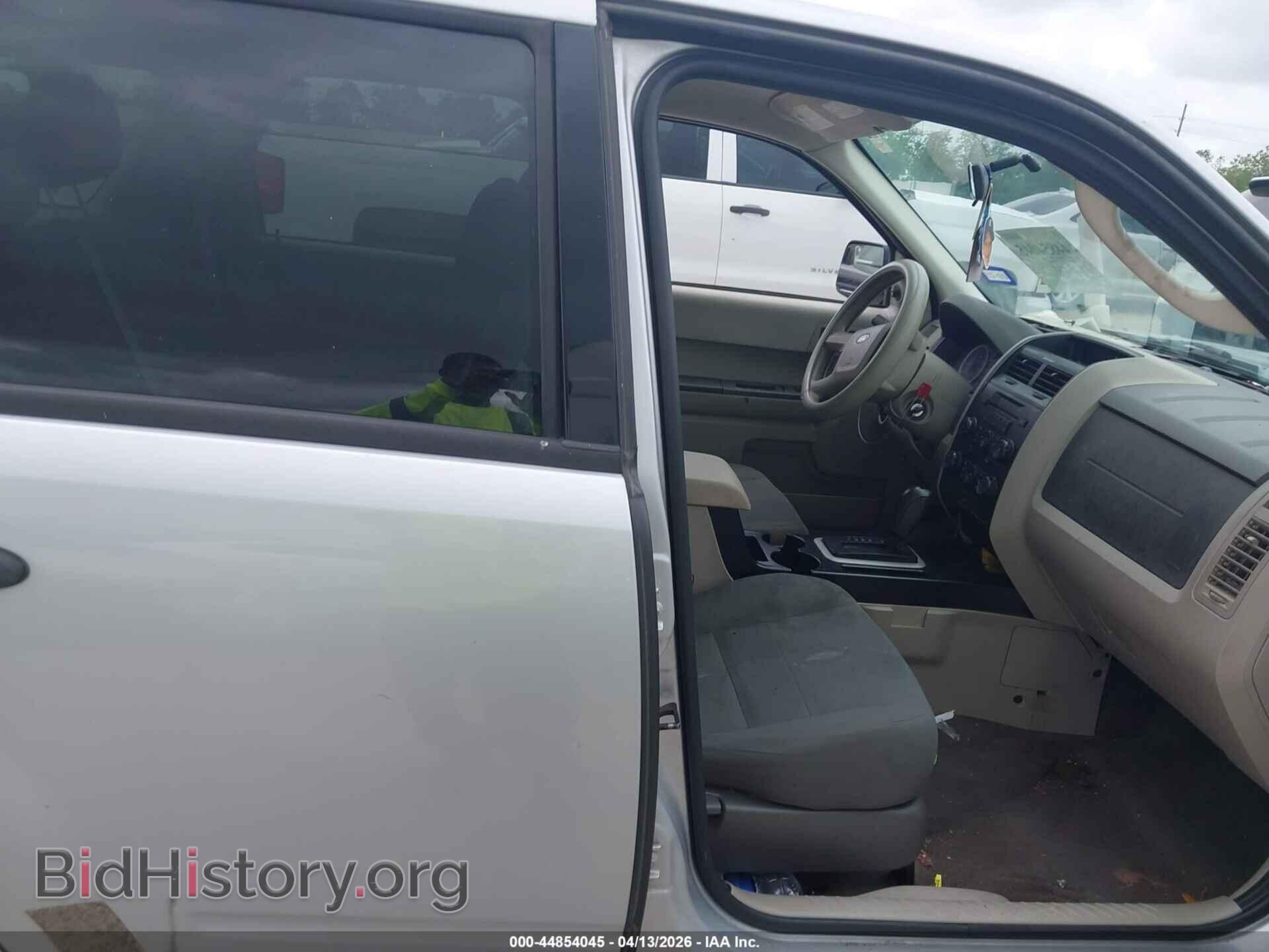 2011 FORD ESCAPE - VIN: 1FMCU0C77BKC43253 - Фото 5