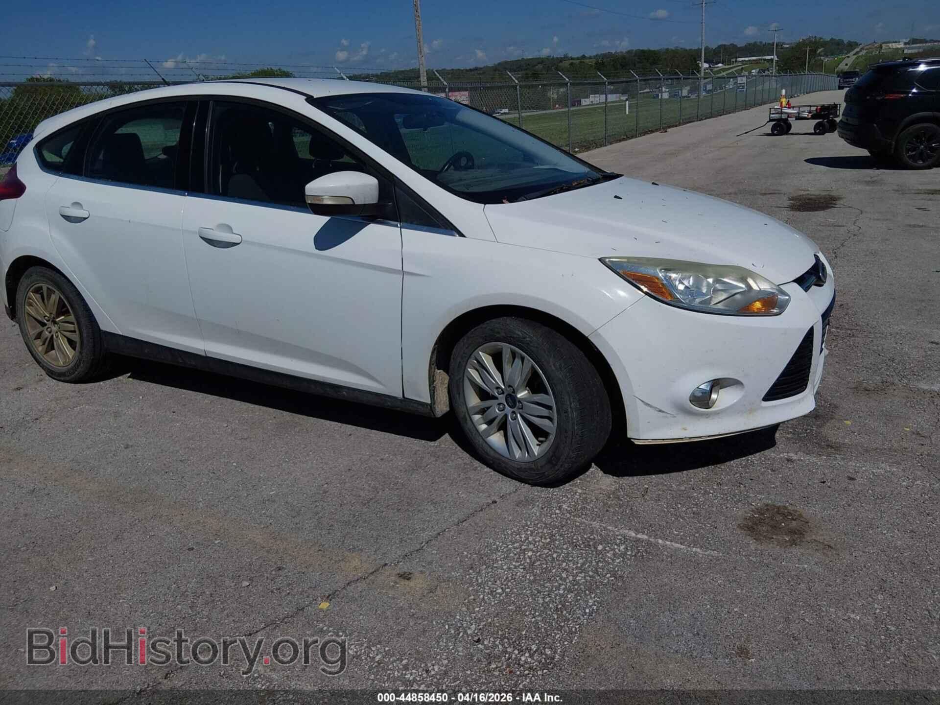Photo 1FAHP3M22CL349634 - FORD FOCUS 2012