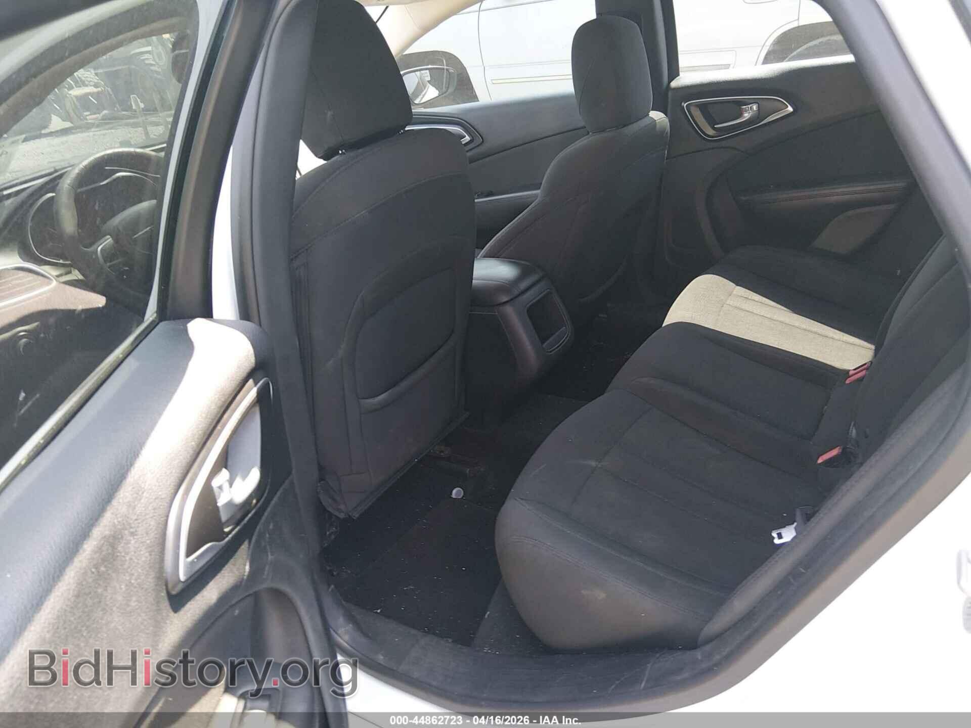 2016 CHRYSLER 200 - VIN: 1C3CCCAB2GN143832 - Photo 8