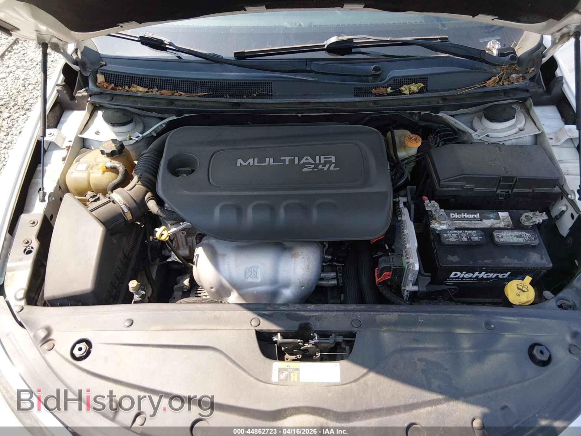 2016 CHRYSLER 200 - VIN: 1C3CCCAB2GN143832 - Photo 10