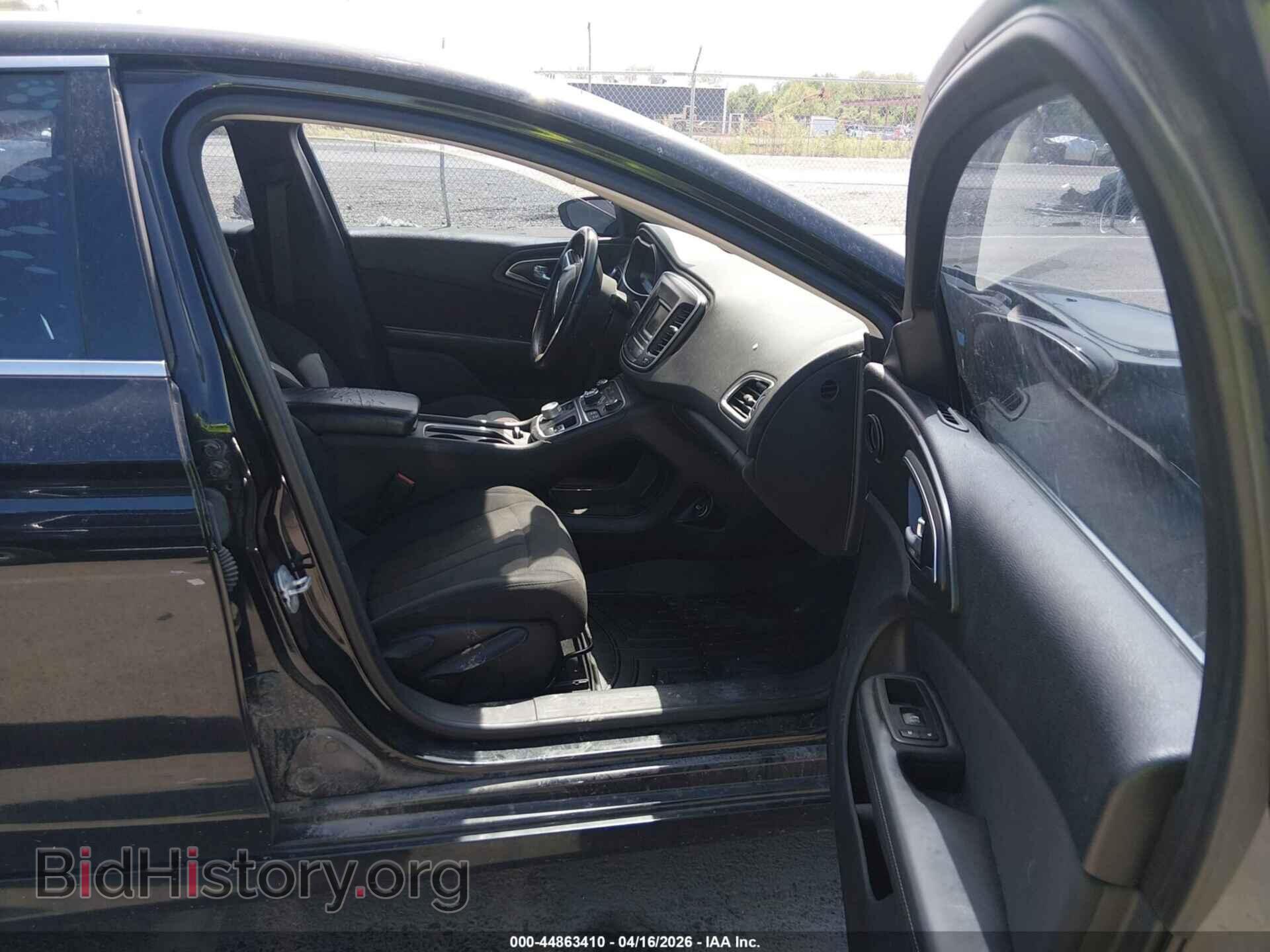 2016 CHRYSLER 200 - VIN: 1C3CCCAB2GN102844 - Photo 5