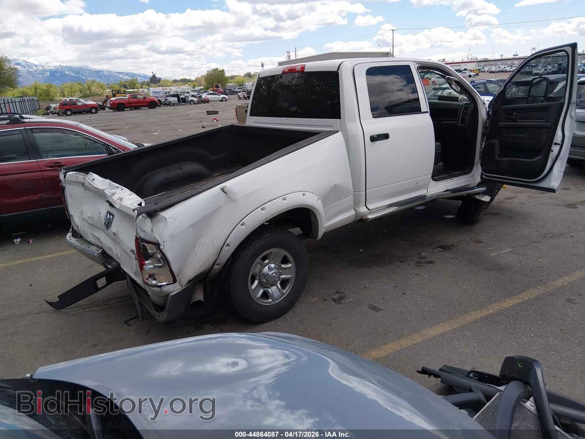 2014 RAM 2500 - VIN: 3C6UR5CL7EG320940 - Photo 4