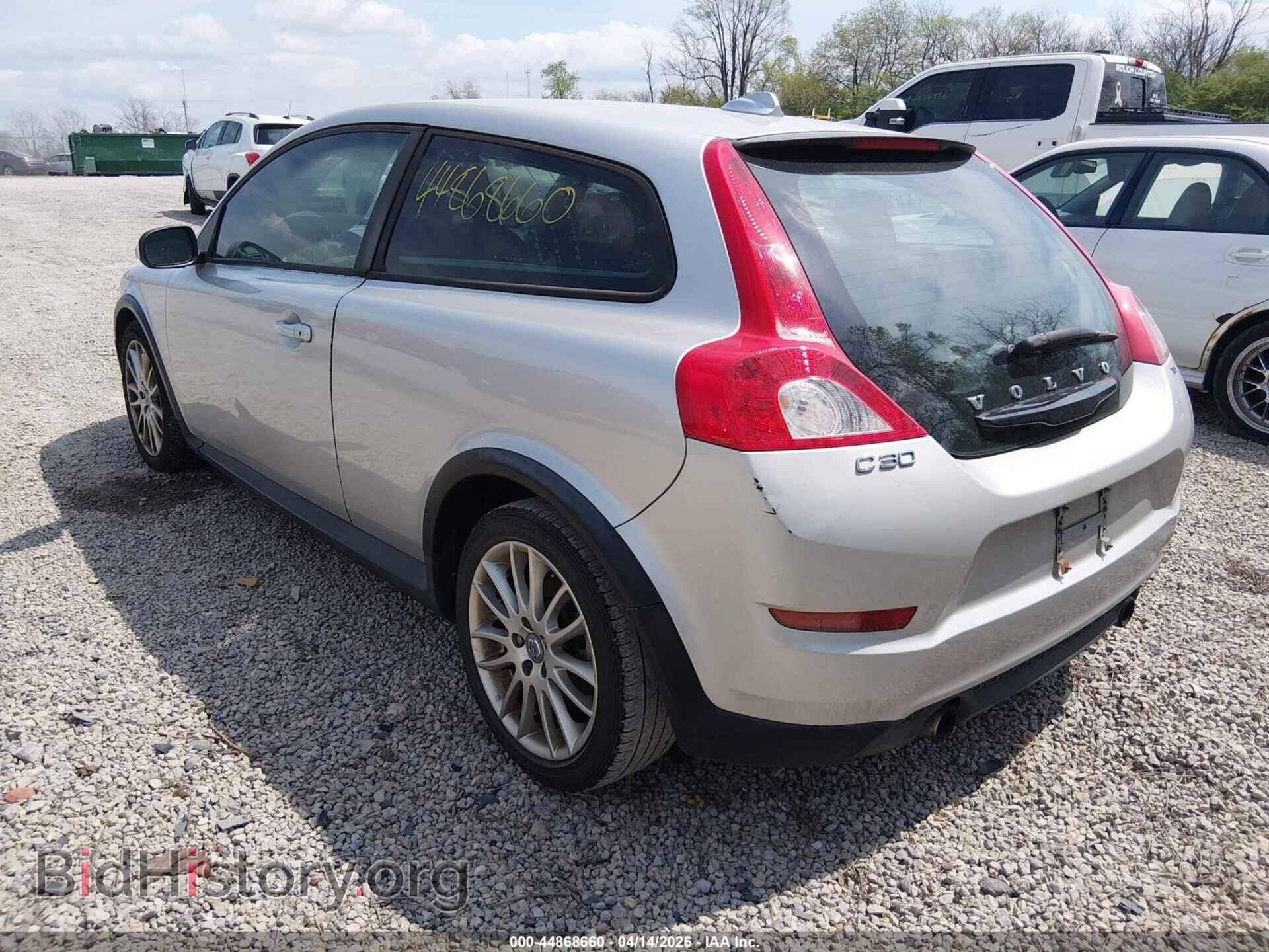 2011 VOLVO C30 - VIN: YV1672MK5B2195785 - Фото 3