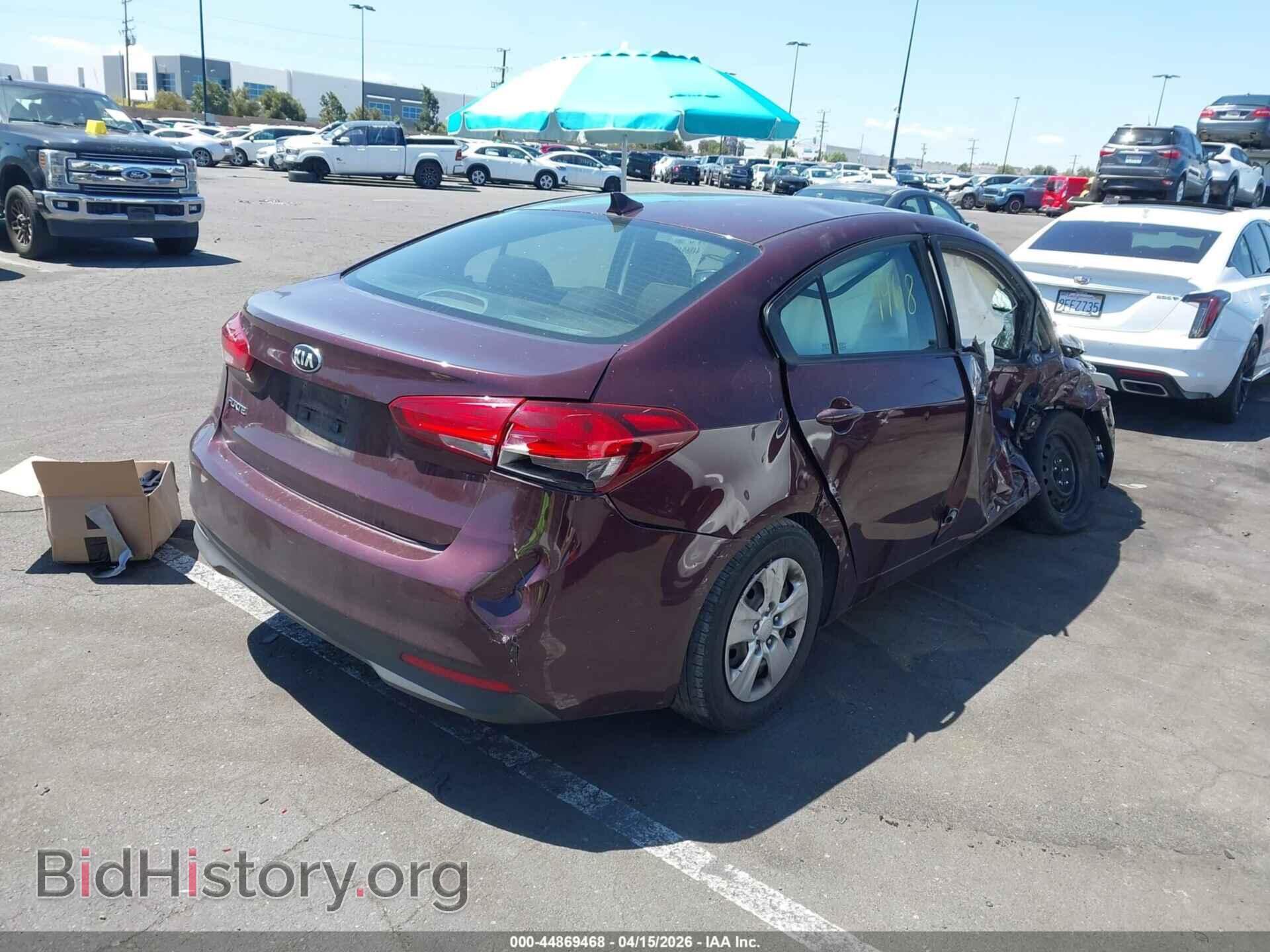 2018 KIA FORTE - VIN: 3KPFK4A7XJE254962 - Фото 4