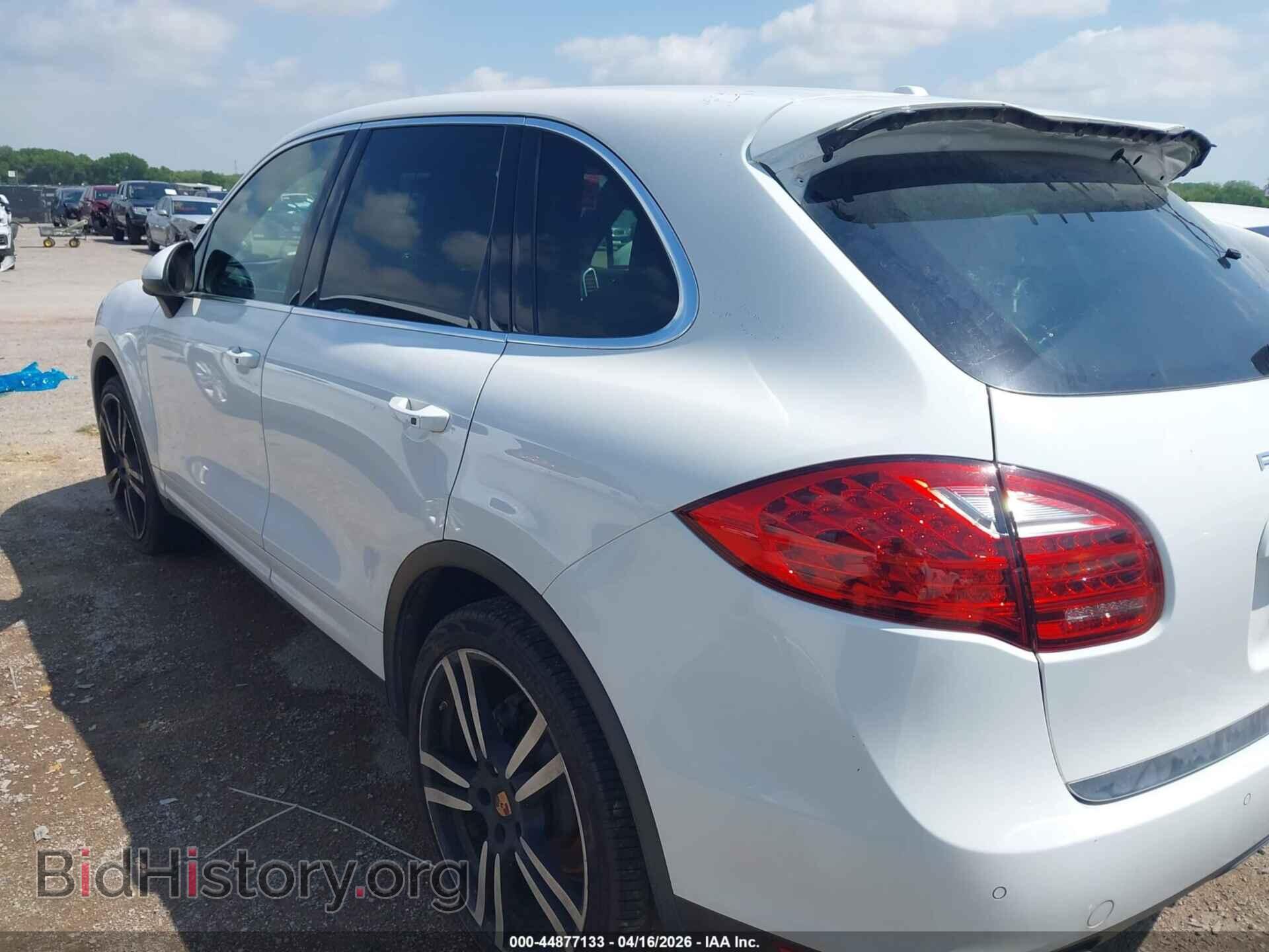 2012 PORSCHE CAYENNE - VIN: WP1AA2A25CLA09629 - Photo 3