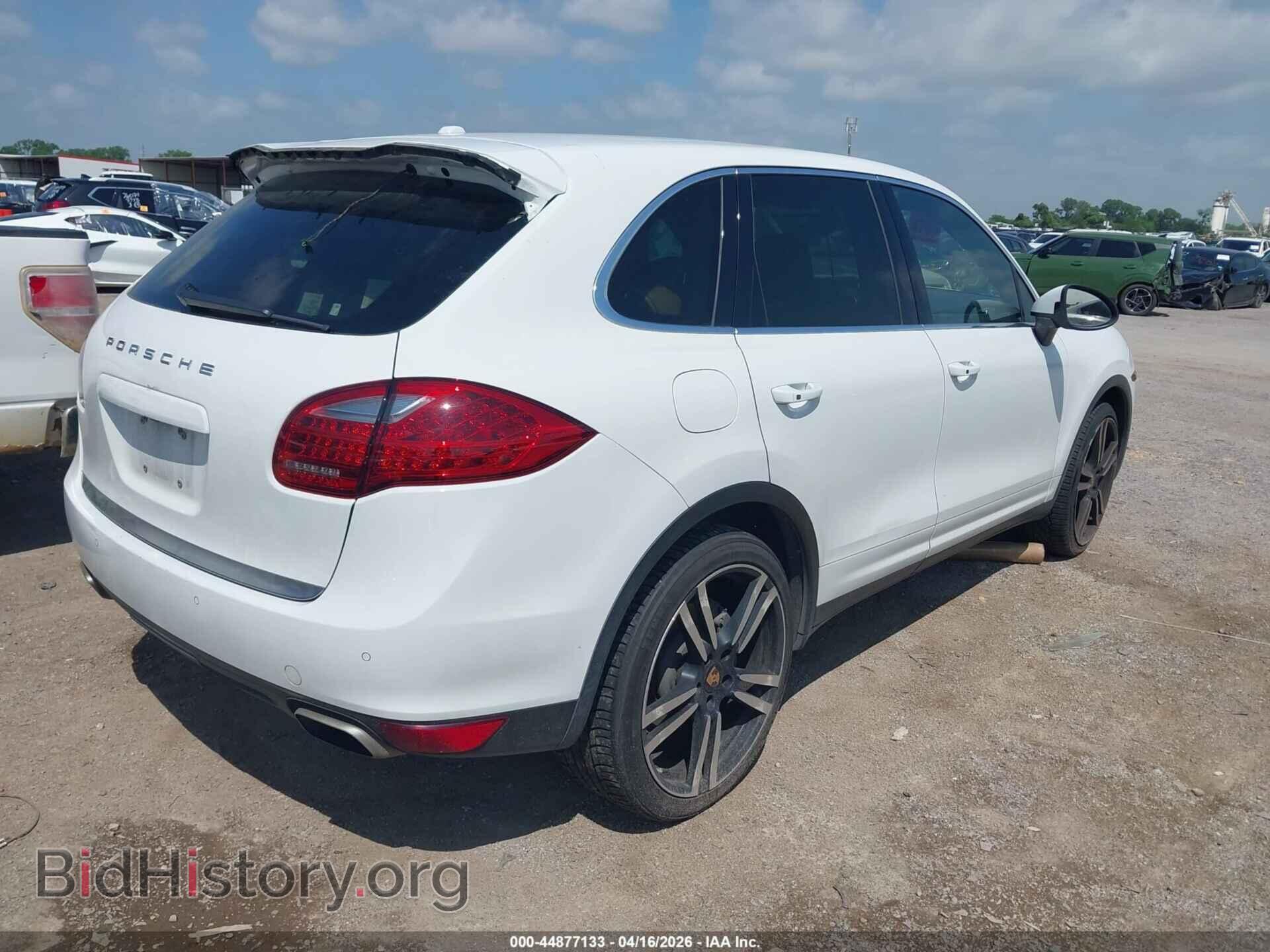 2012 PORSCHE CAYENNE - VIN: WP1AA2A25CLA09629 - Photo 4