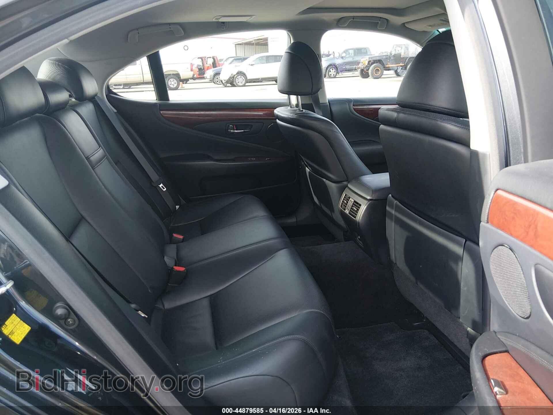 2009 LEXUS LS 460 - VIN: JTHBL46F995090119 - Photo 8