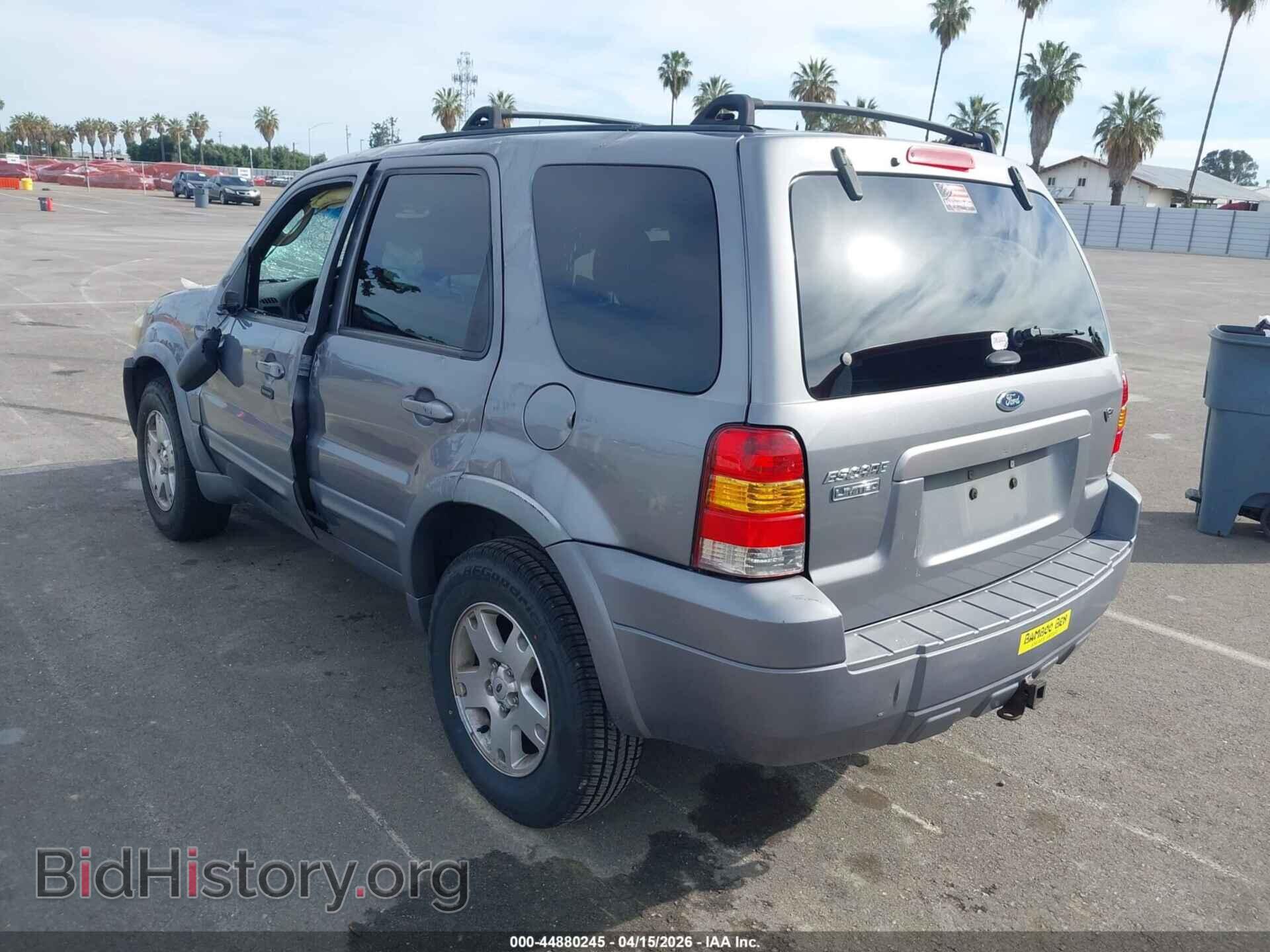 2007 FORD ESCAPE - VIN: 1FMCU04147KA60989 - Фото 3