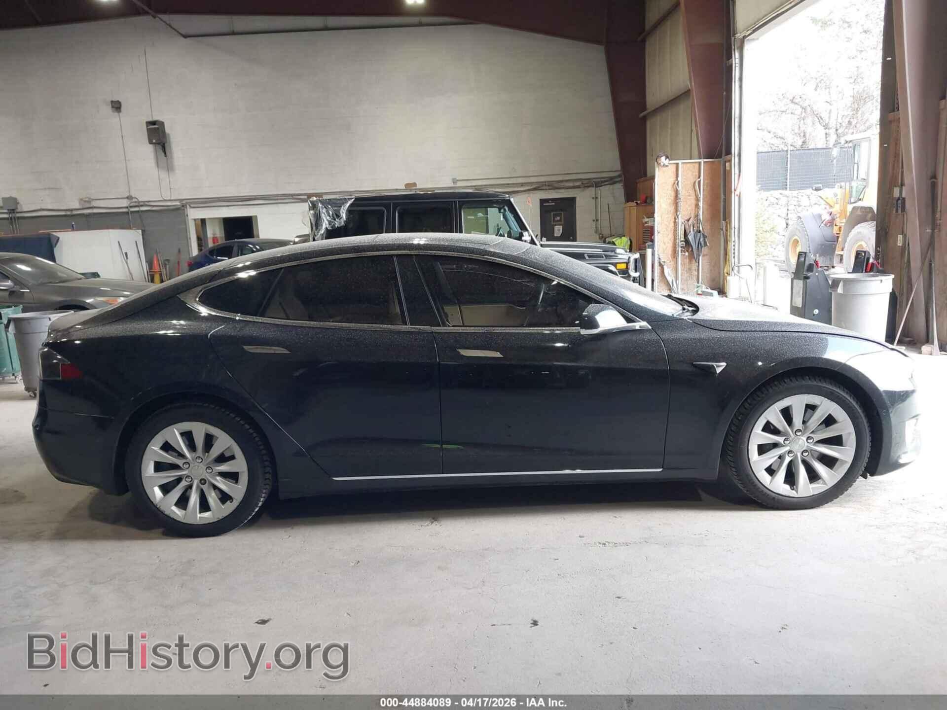 2017 TESLA MODEL S - VIN: 5YJSA1E22HF178785 - Фото 13