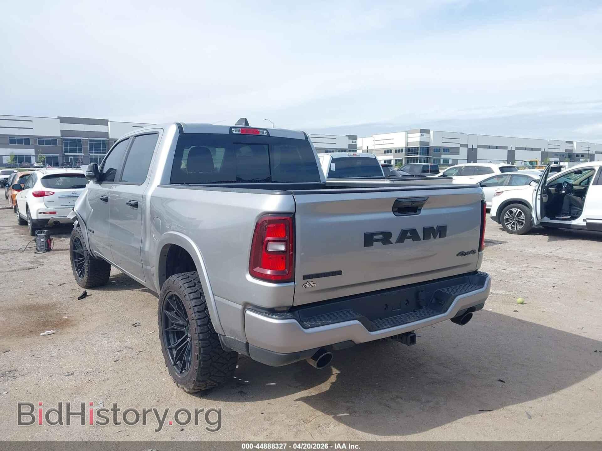 2025 RAM 1500 - VIN: 1C6SRFFP2SN699571 - Фото 3