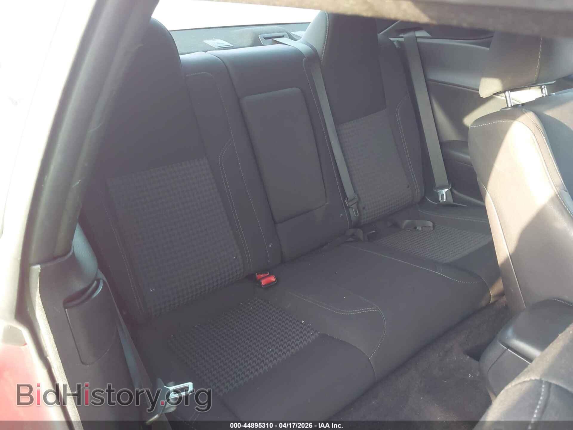 2016 DODGE CHALLENGER - VIN: 2C3CDZAG4GH172317 - Фото 8