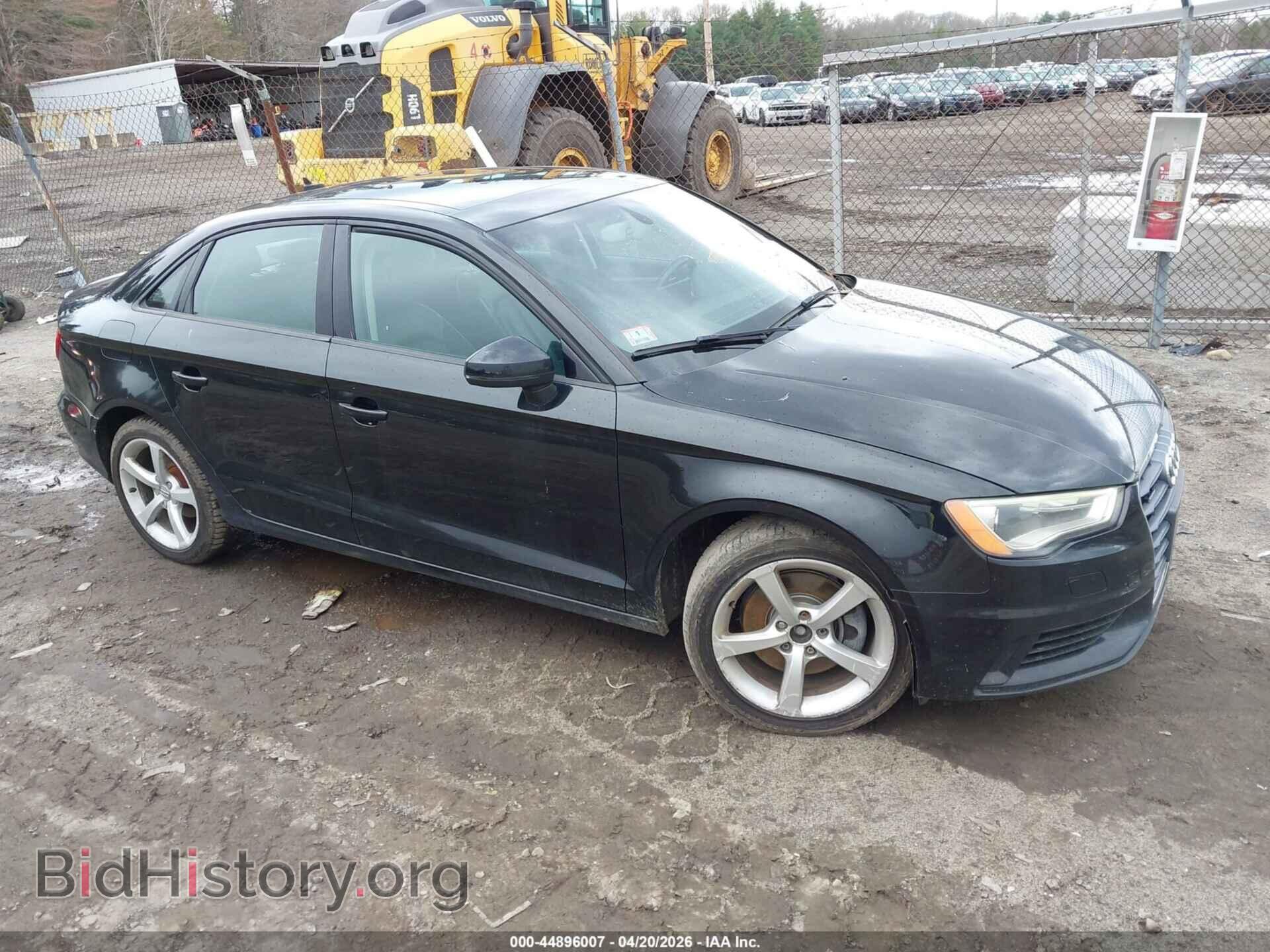 Фотография WAUBFGFF6F1009863 - AUDI A3 2015