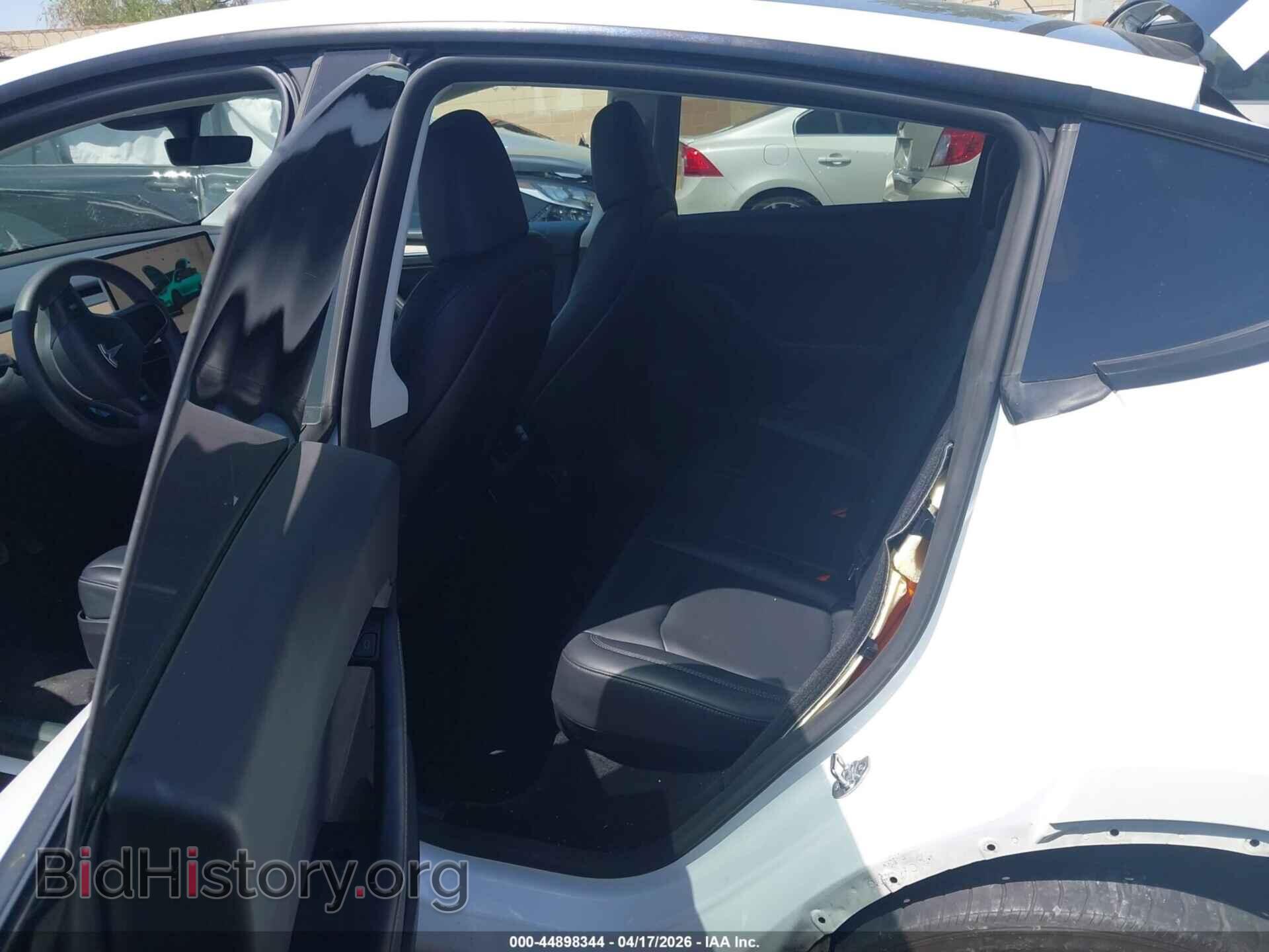 2024 TESLA MODEL Y - VIN: 7SAYGDED8RF109082 - Фото 8