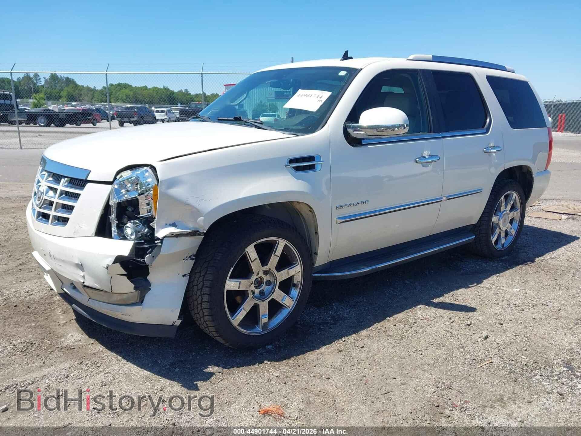 2011 CADILLAC ESCALADE - VIN: 1GYS4BEF4BR183157 - Фото 2