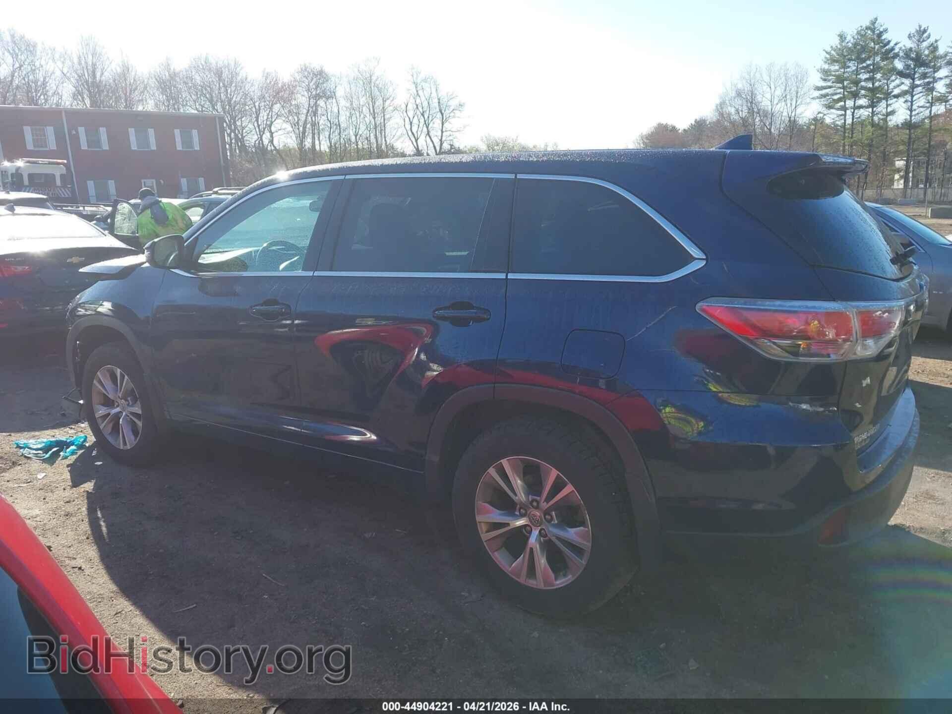 2015 TOYOTA HIGHLANDER - VIN: 5TDBKRFH6FS223542 - Фото 14