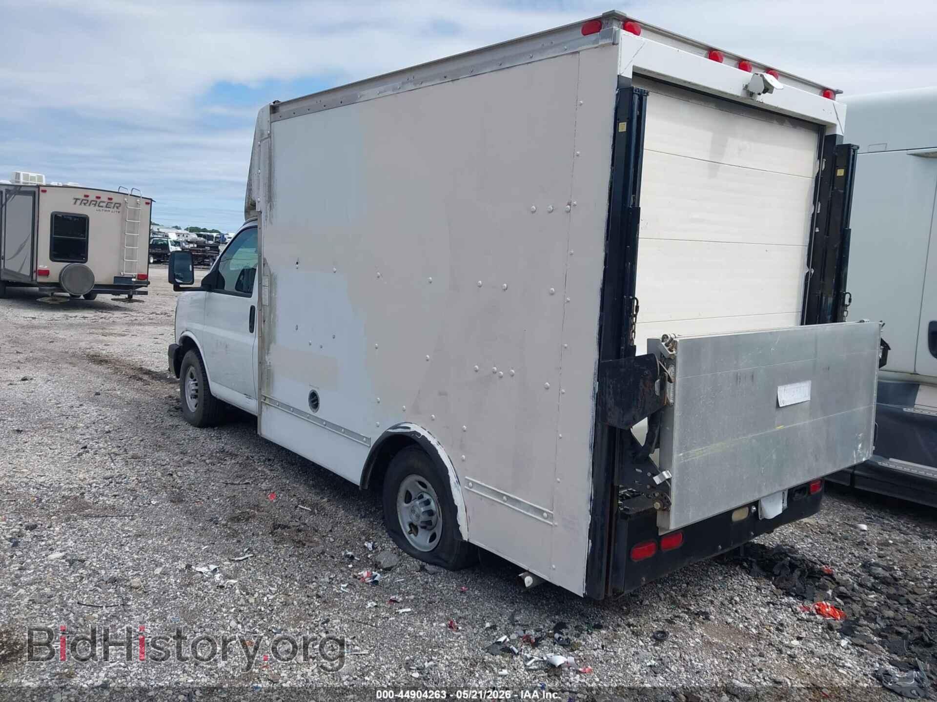 2009 CHEVROLET EXPRESS CUTAWAY - VIN: 1GBHG31K791104237 - Фото 3