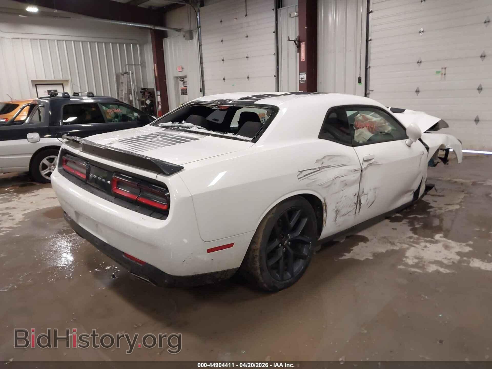 2019 DODGE CHALLENGER - VIN: 2C3CDZAG5KH632609 - Фото 4