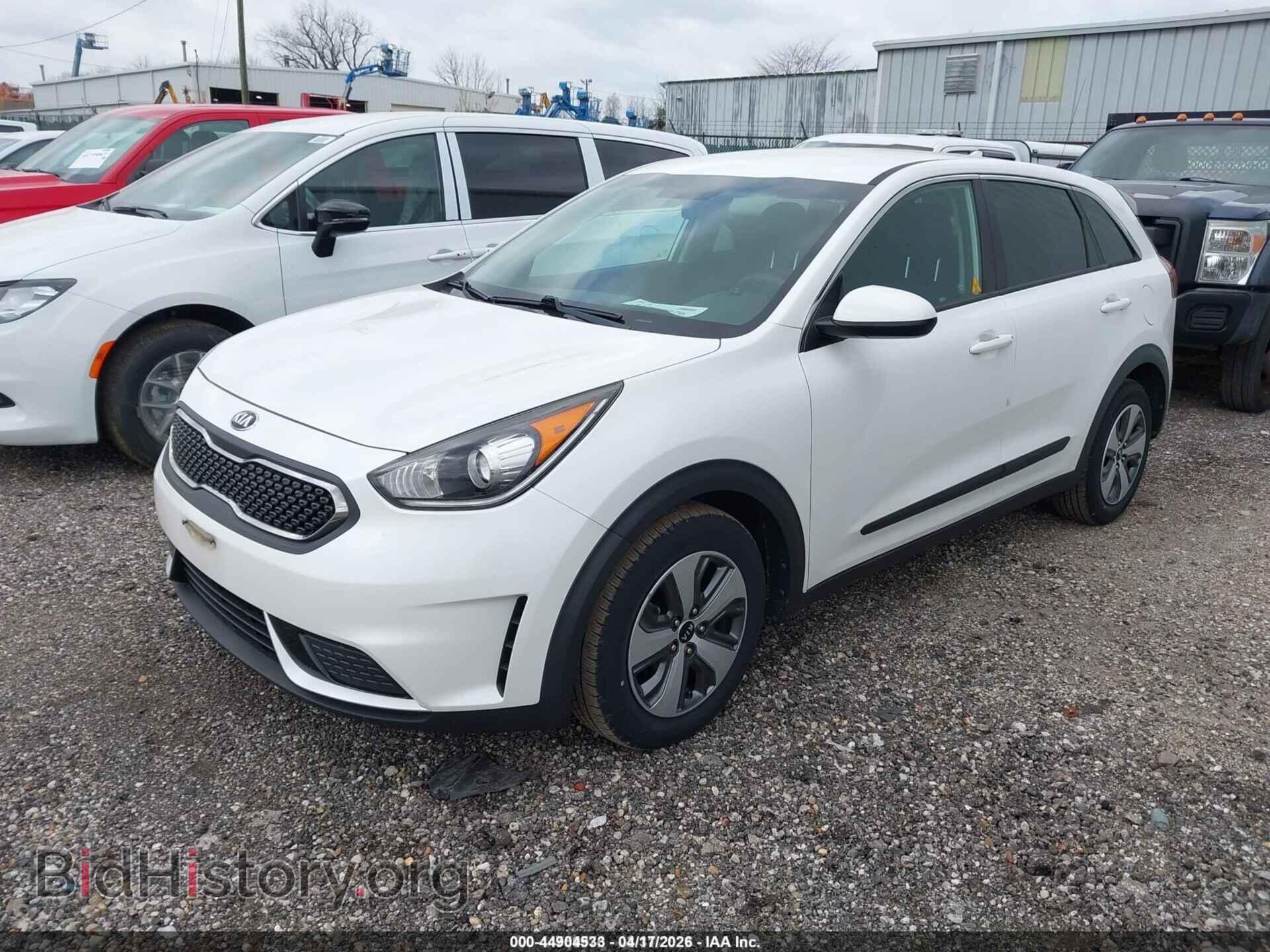 2018 KIA NIRO - VIN: KNDCB3LC3J5158769 - Photo 2