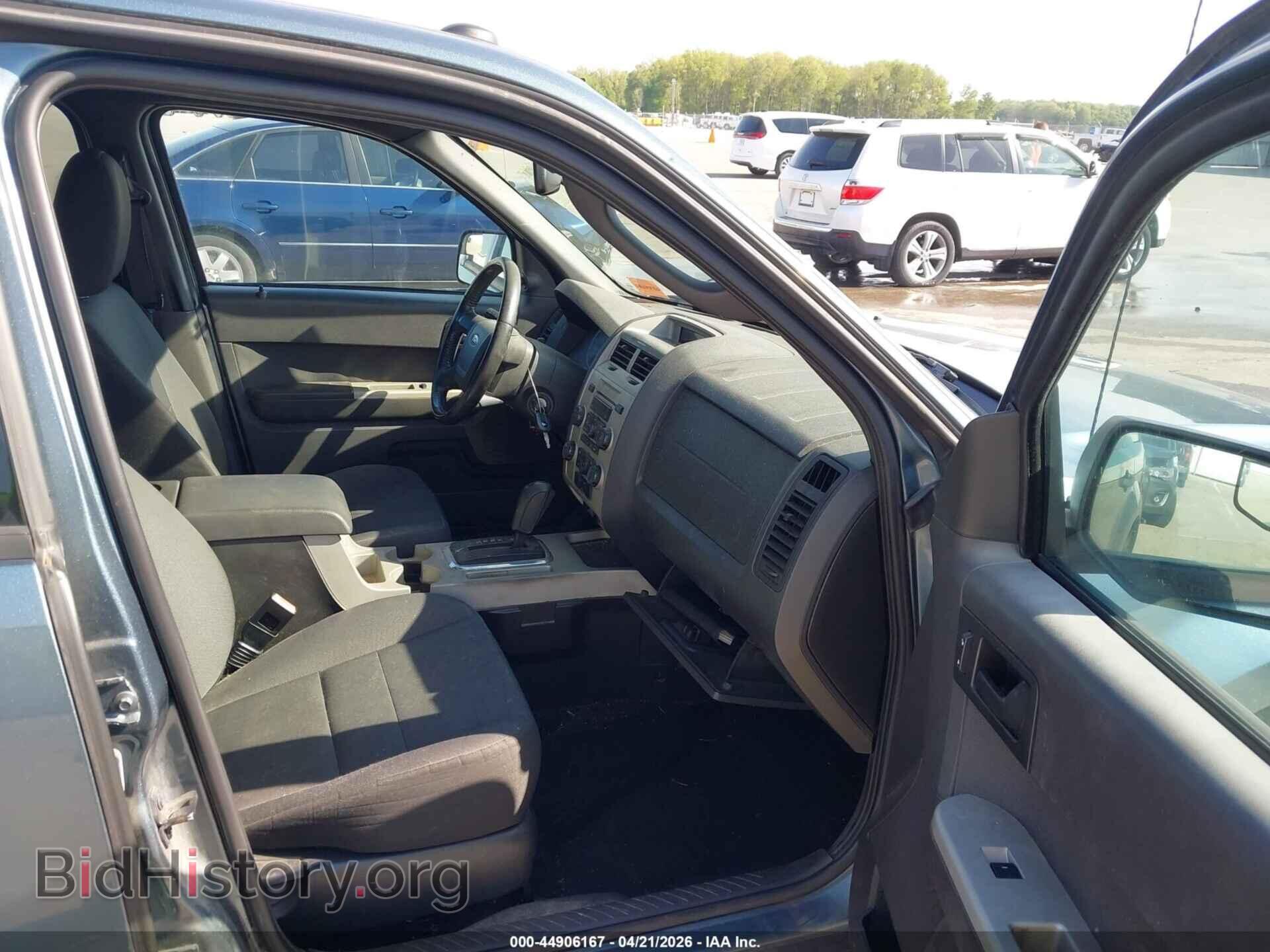 2011 FORD ESCAPE - VIN: 1FMCU0D75BKB79826 - Фото 5