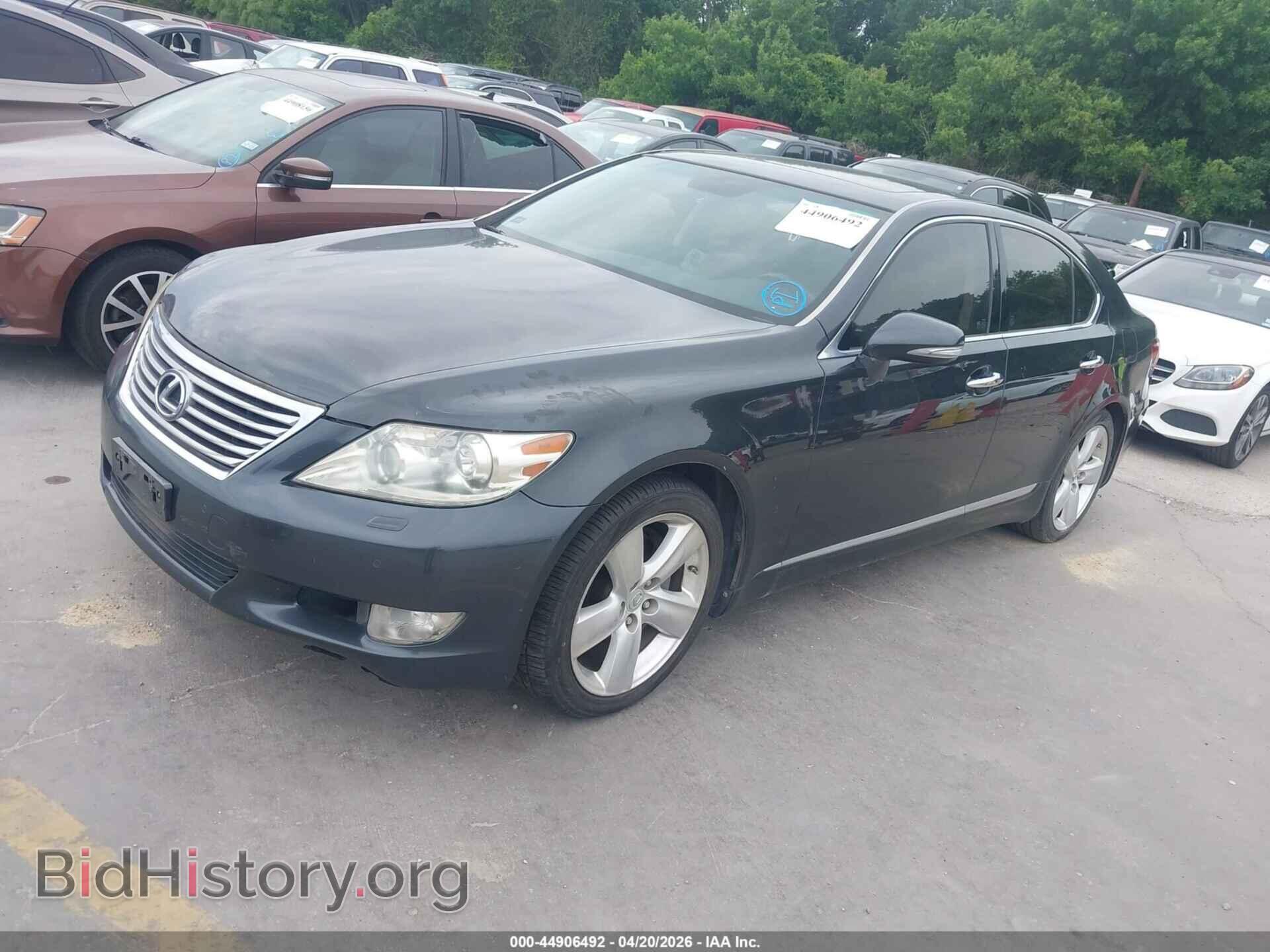 2010 LEXUS LS 460 - VIN: JTHBL5EF0A5092885 - Photo 2
