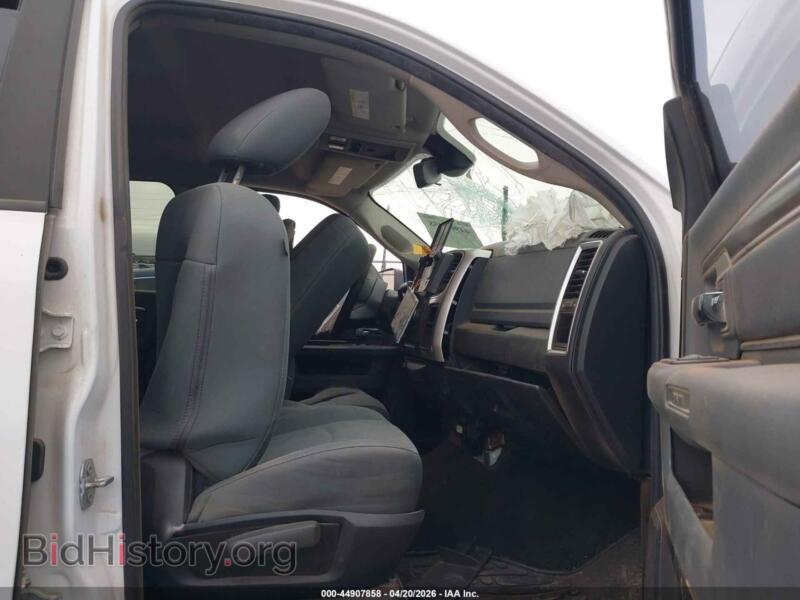 2016 RAM 2500 (VIN 3C6UR5JL7GG258137) — фото 5 из 11