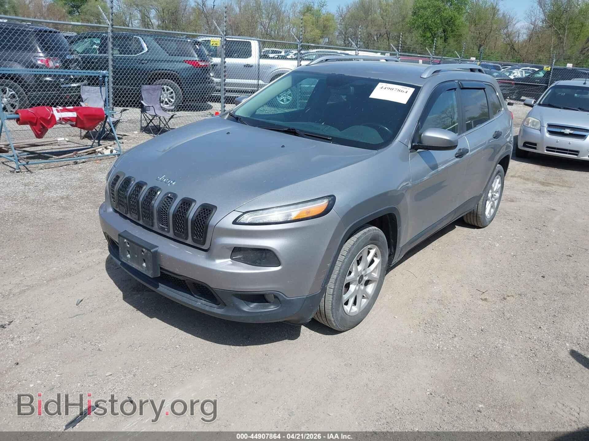 2015 JEEP CHEROKEE - VIN: 1C4PJLCB5FW642570 - Фото 2