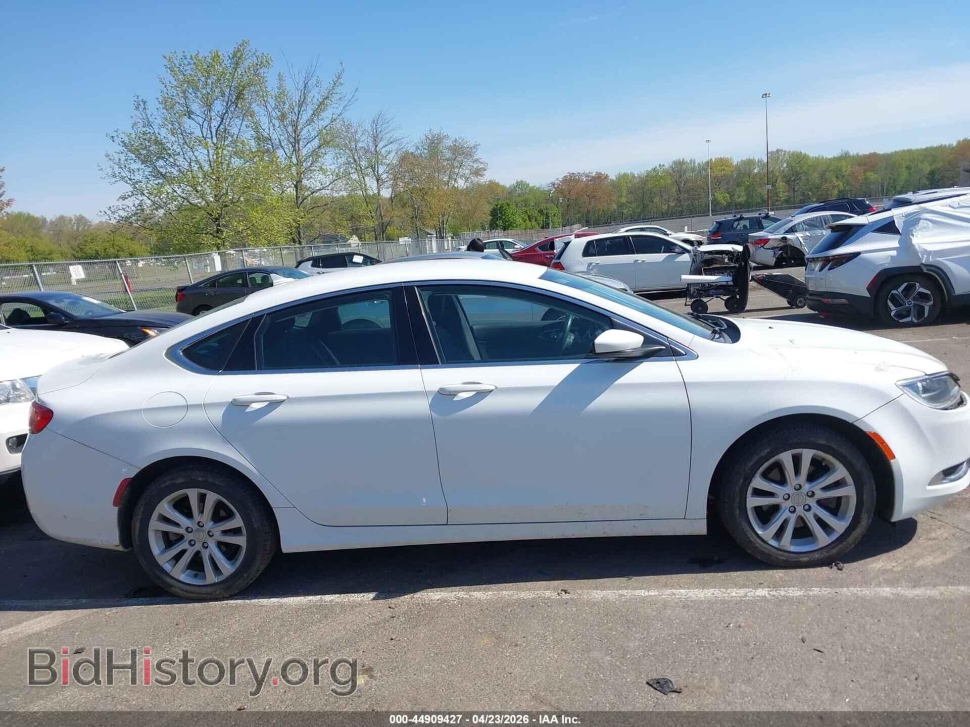 2015 CHRYSLER 200 - VIN: 1C3CCCAB0FN622684 - Фото 13